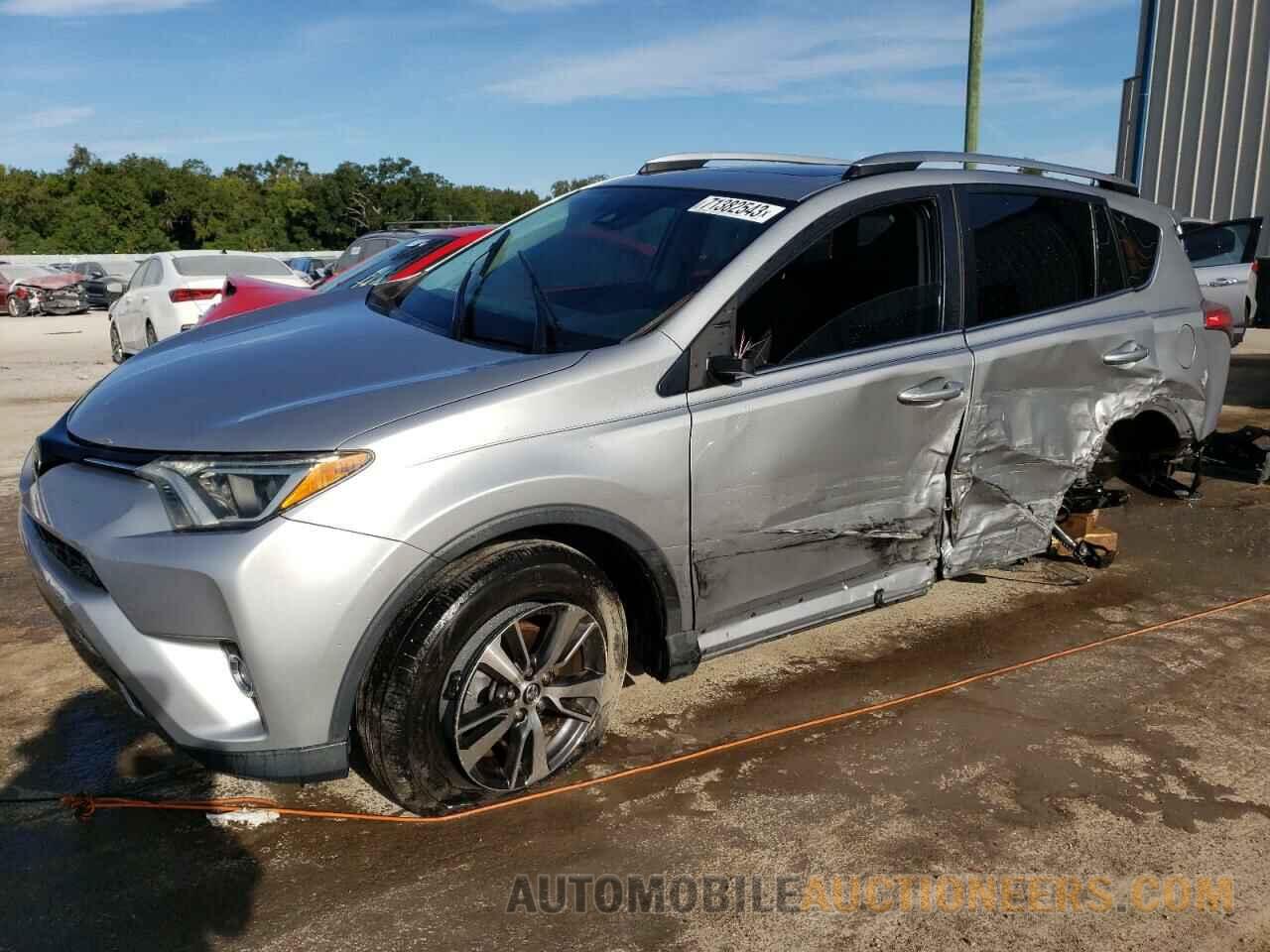 2T3WFREV9HW333600 TOYOTA RAV4 2017