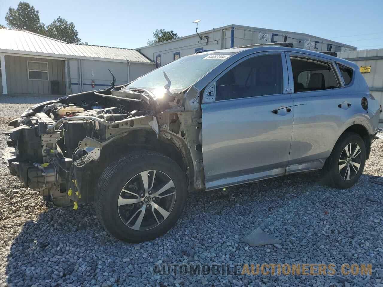 2T3WFREV9HW336125 TOYOTA RAV4 2017