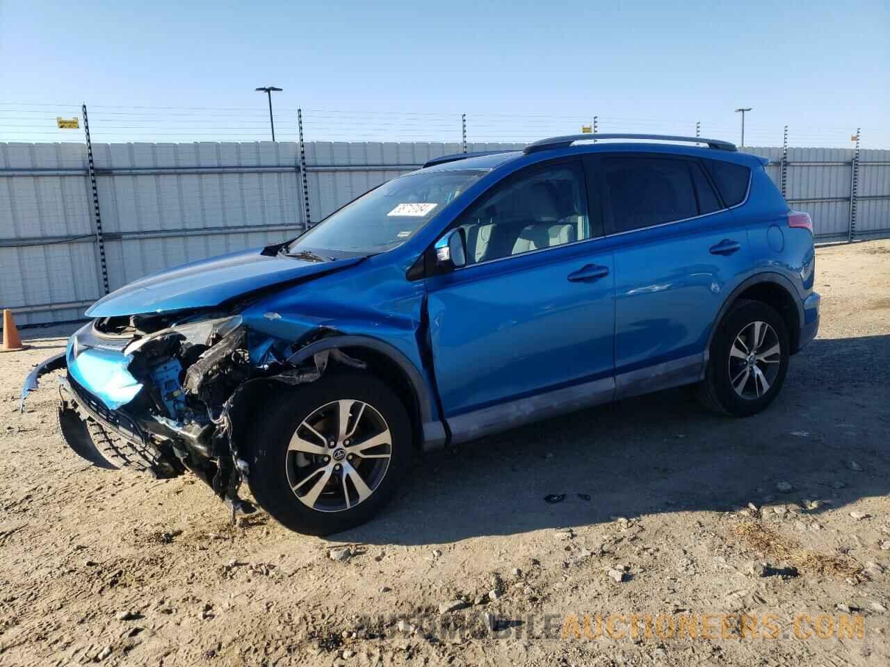 2T3WFREV9HW343849 TOYOTA RAV4 2017