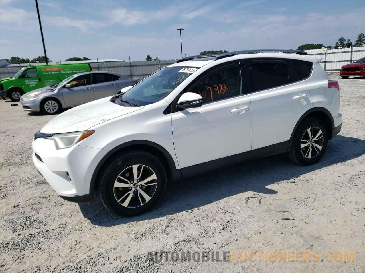 2T3WFREV9HW370890 TOYOTA RAV4 2017