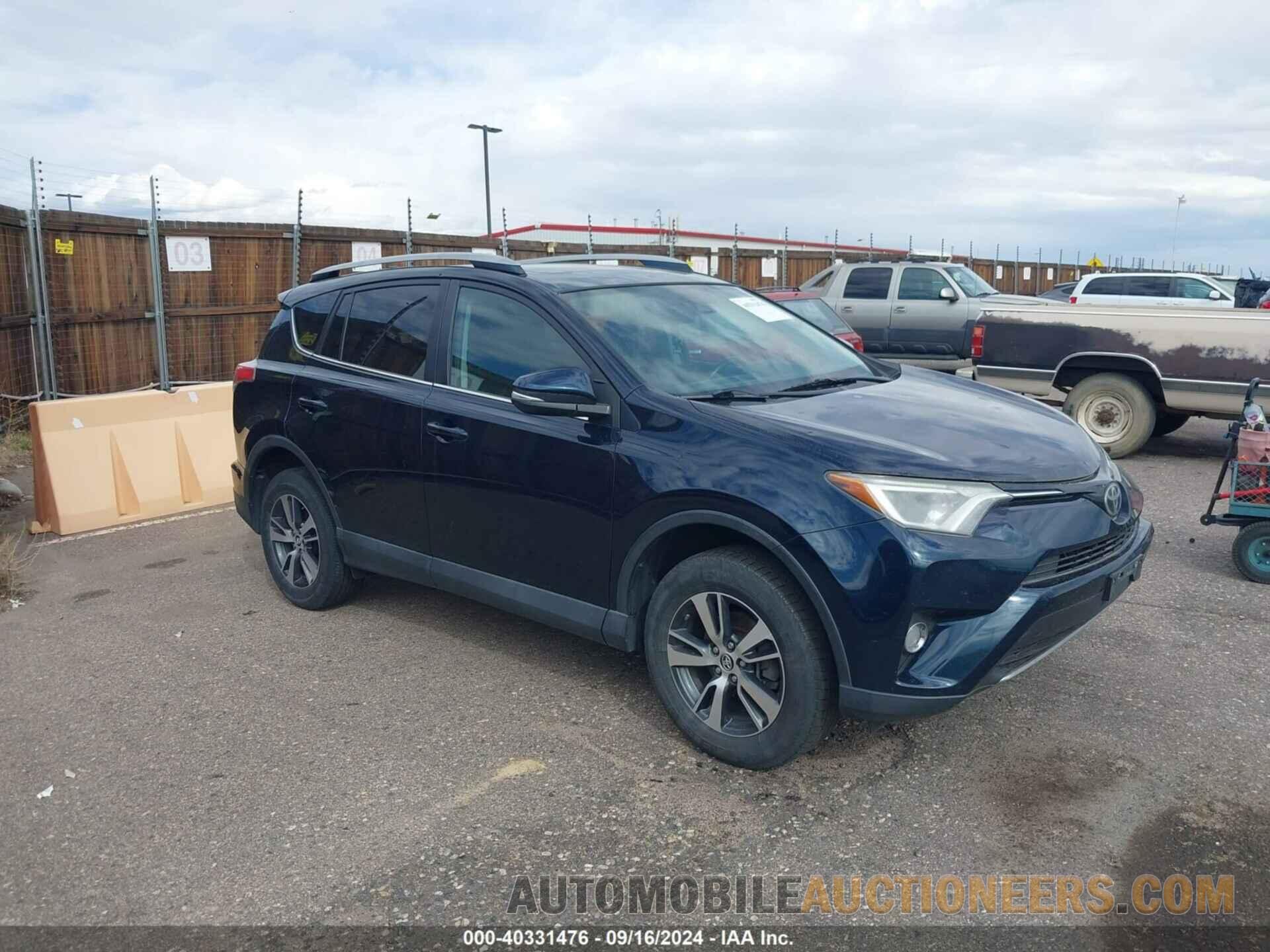 2T3WFREV9HW385485 TOYOTA RAV4 2017