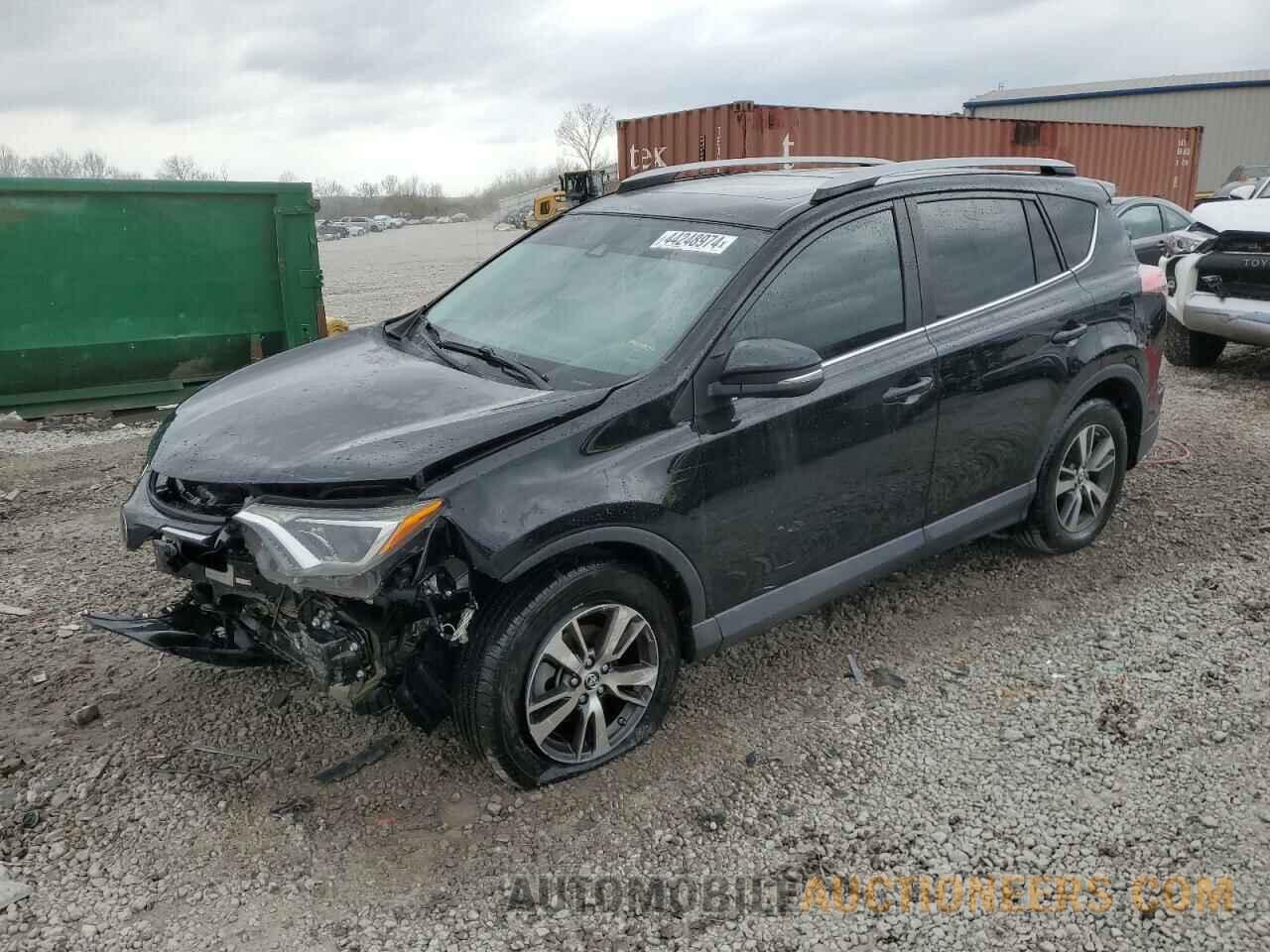 2T3WFREV9HW392047 TOYOTA RAV4 2017