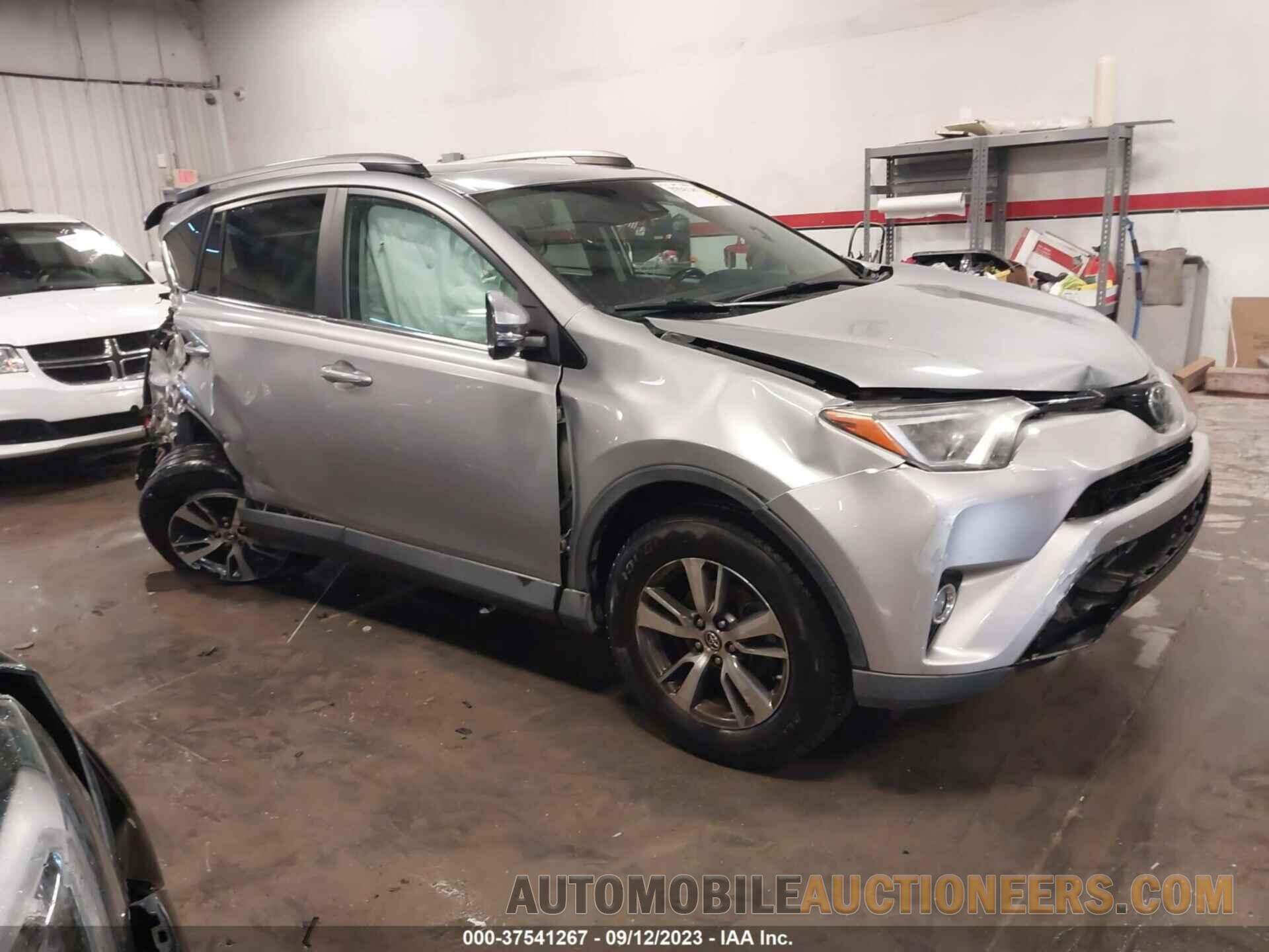 2T3WFREV9HW402950 TOYOTA RAV4 2017