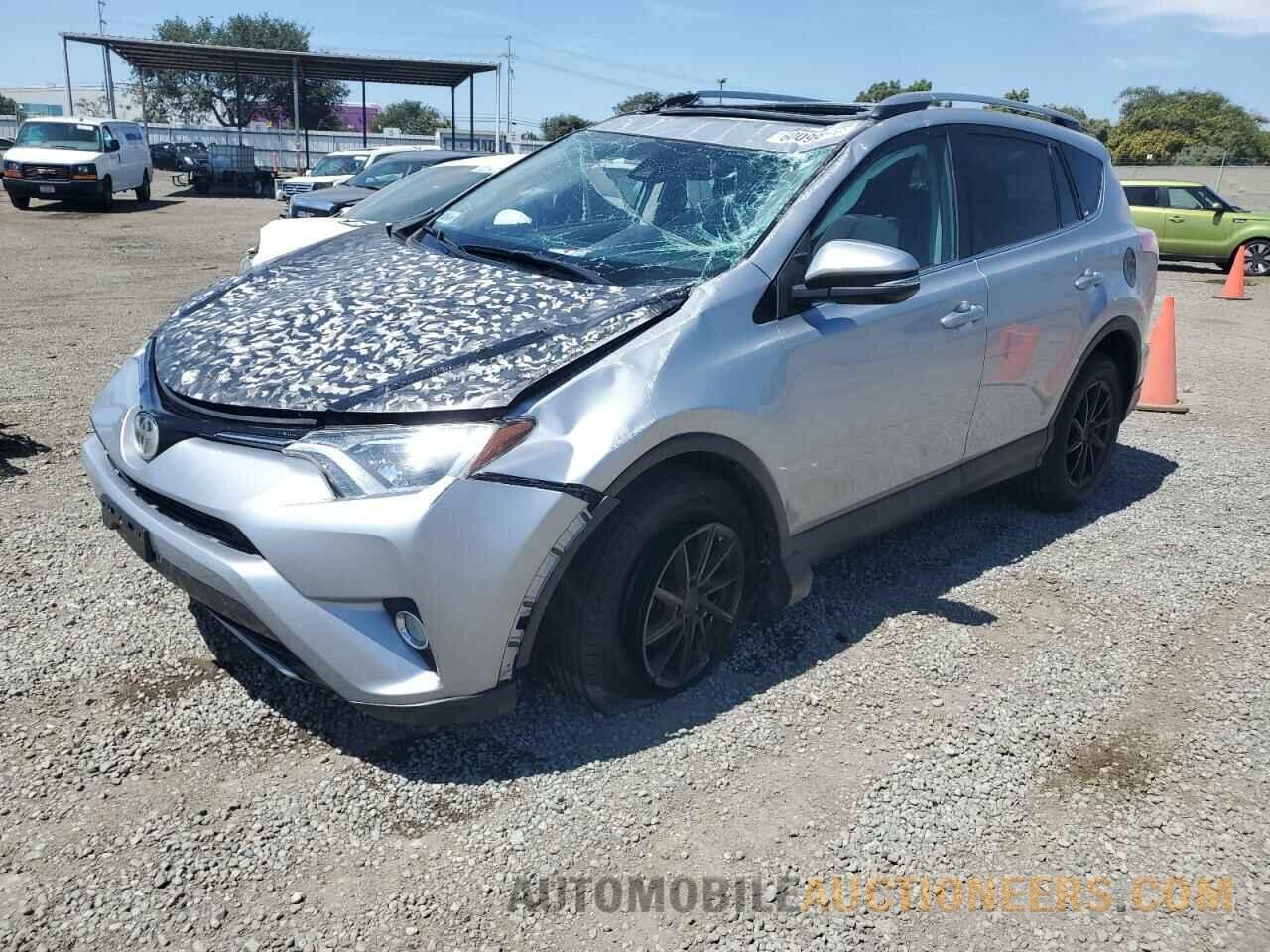 2T3WFREV9JW409306 TOYOTA RAV4 2018