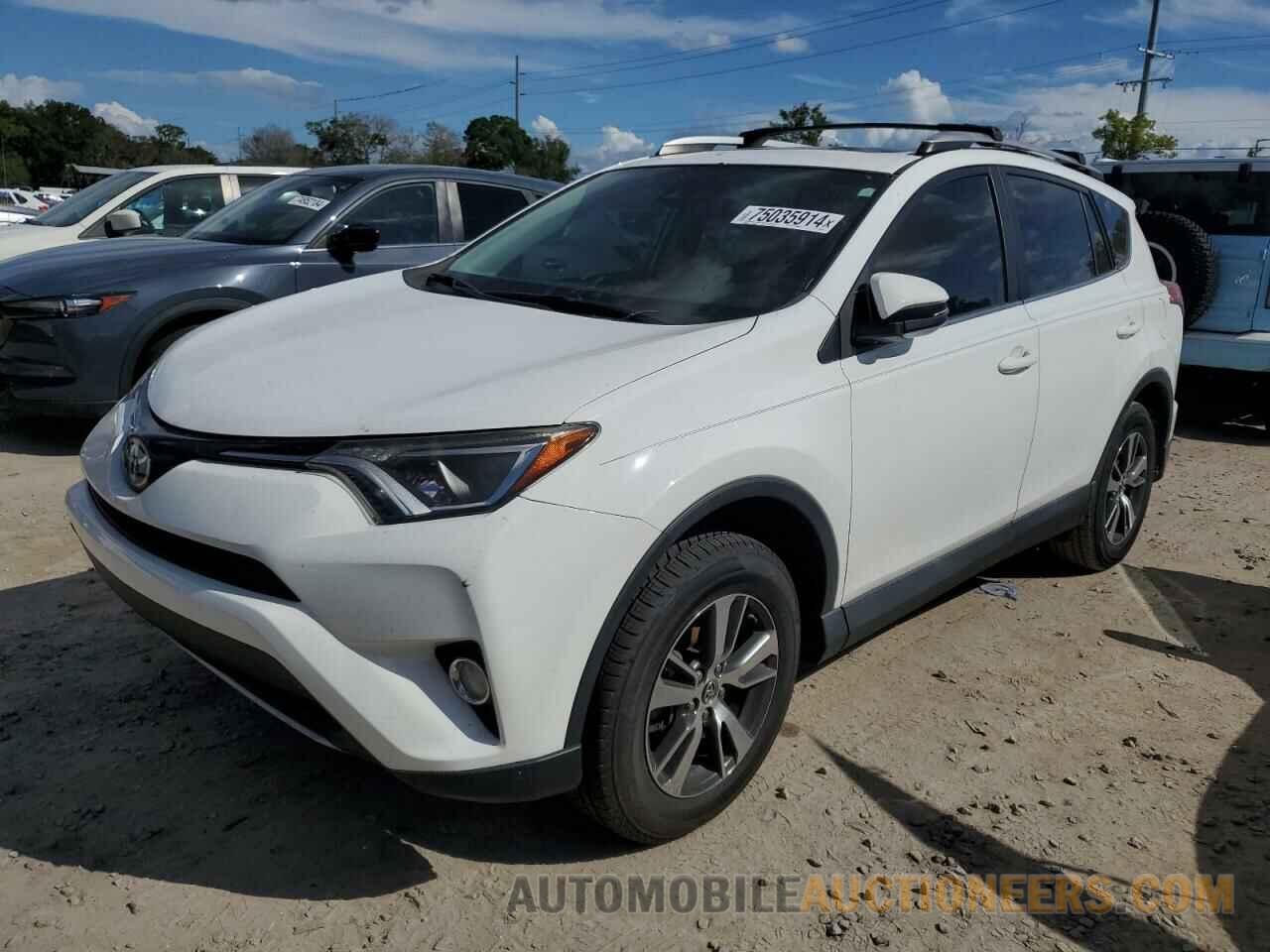 2T3WFREV9JW444198 TOYOTA RAV4 2018