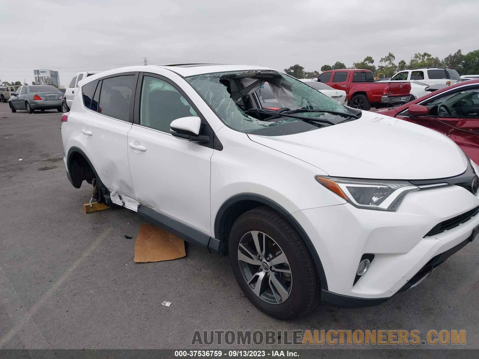 2T3WFREV9JW476262 TOYOTA RAV4 2018