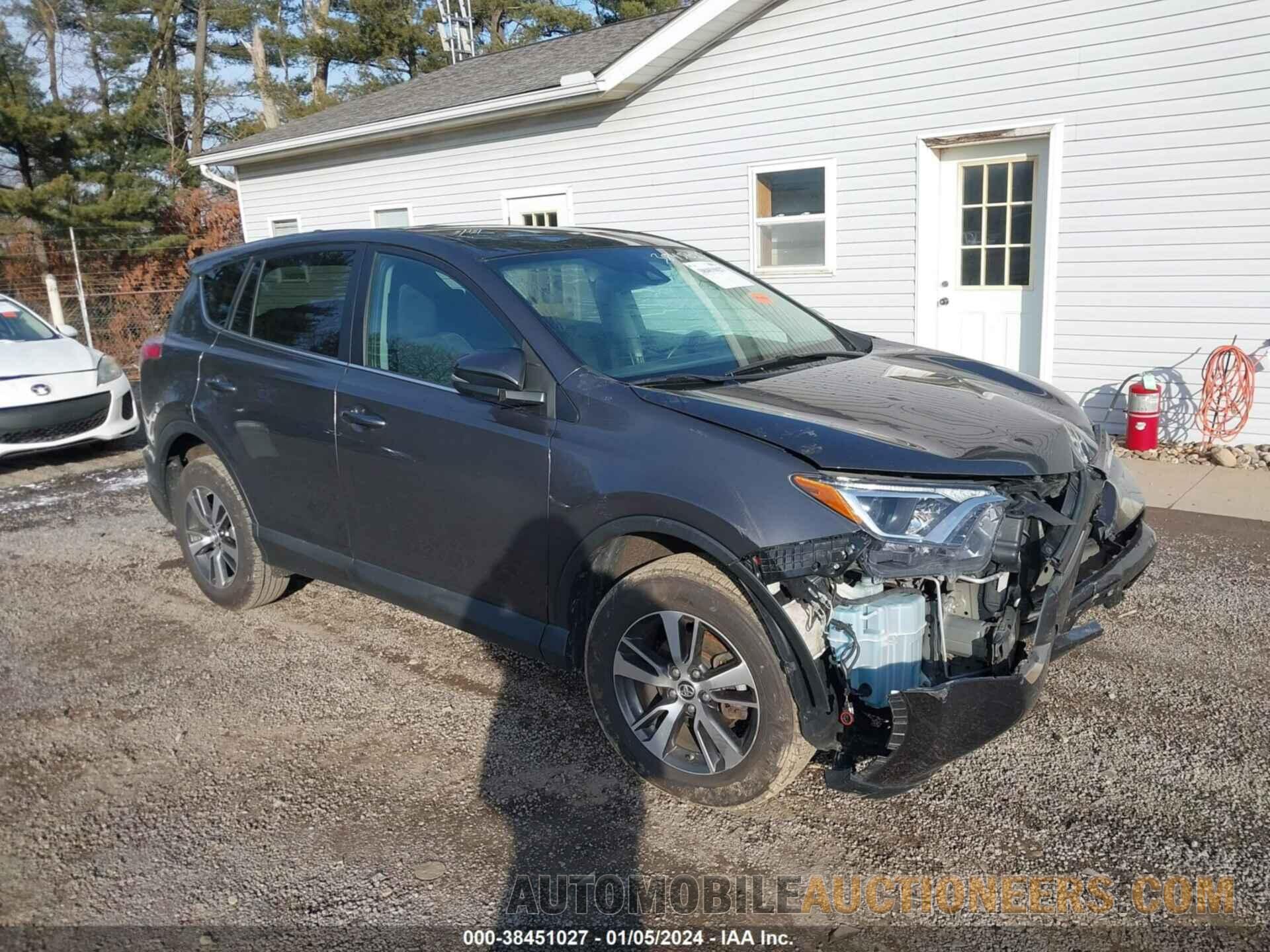 2T3WFREV9JW483163 TOYOTA RAV4 2018