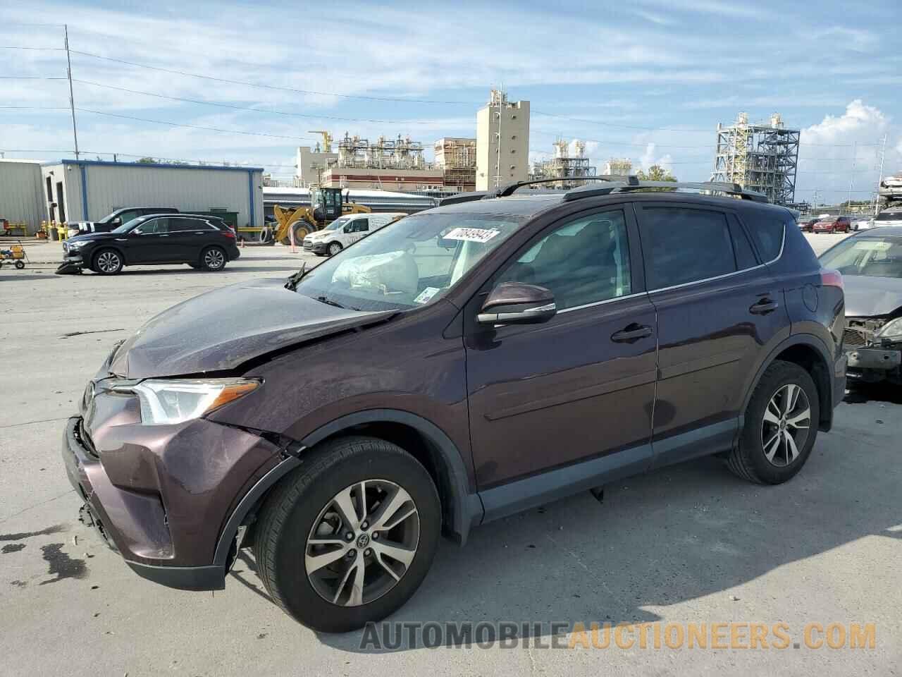 2T3WFREV9JW499279 TOYOTA RAV4 2018