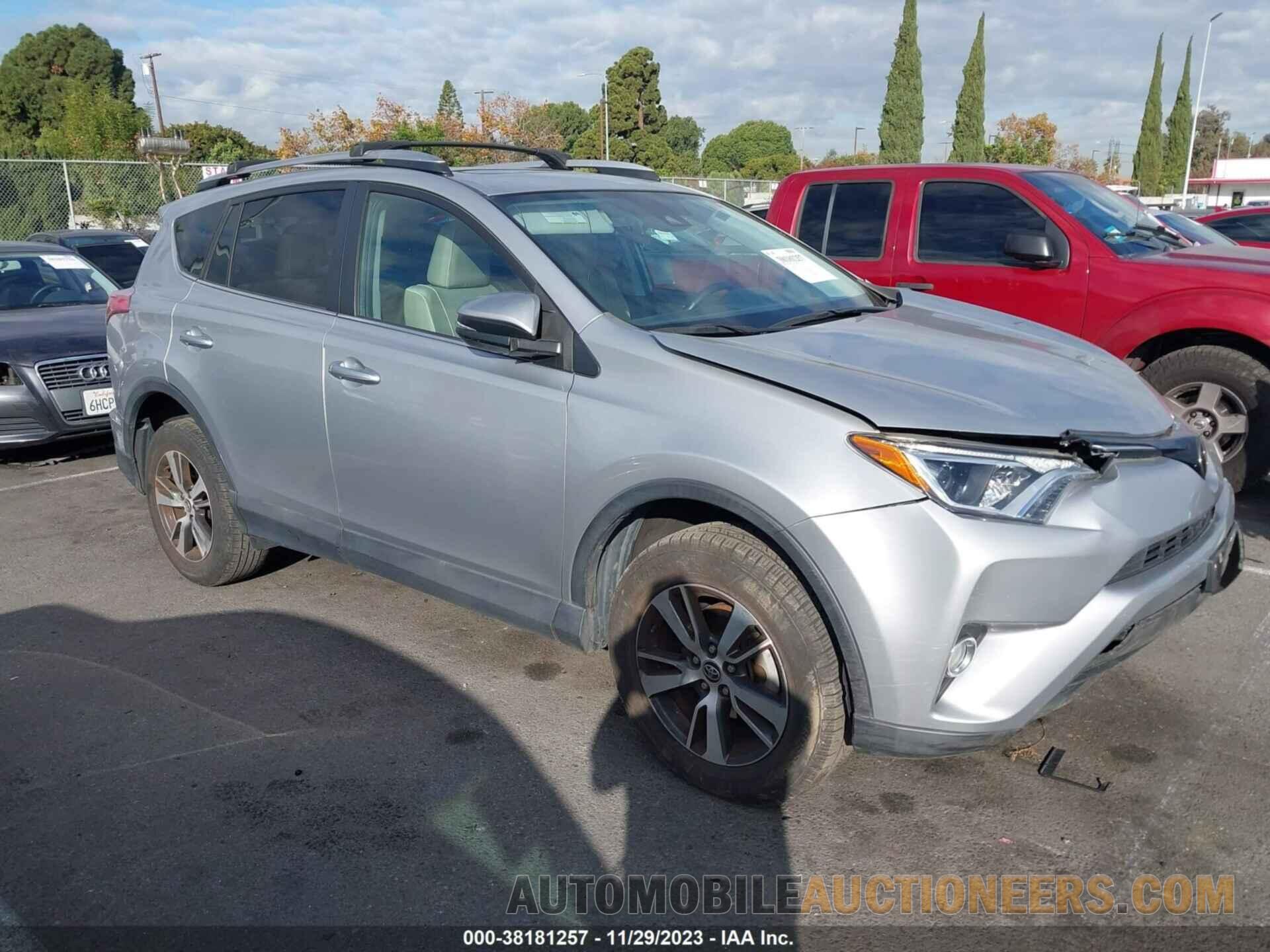 2T3WFREV9JW517375 TOYOTA RAV4 2018