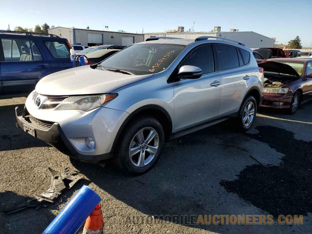 2T3WFREVXFW130857 TOYOTA RAV4 2015