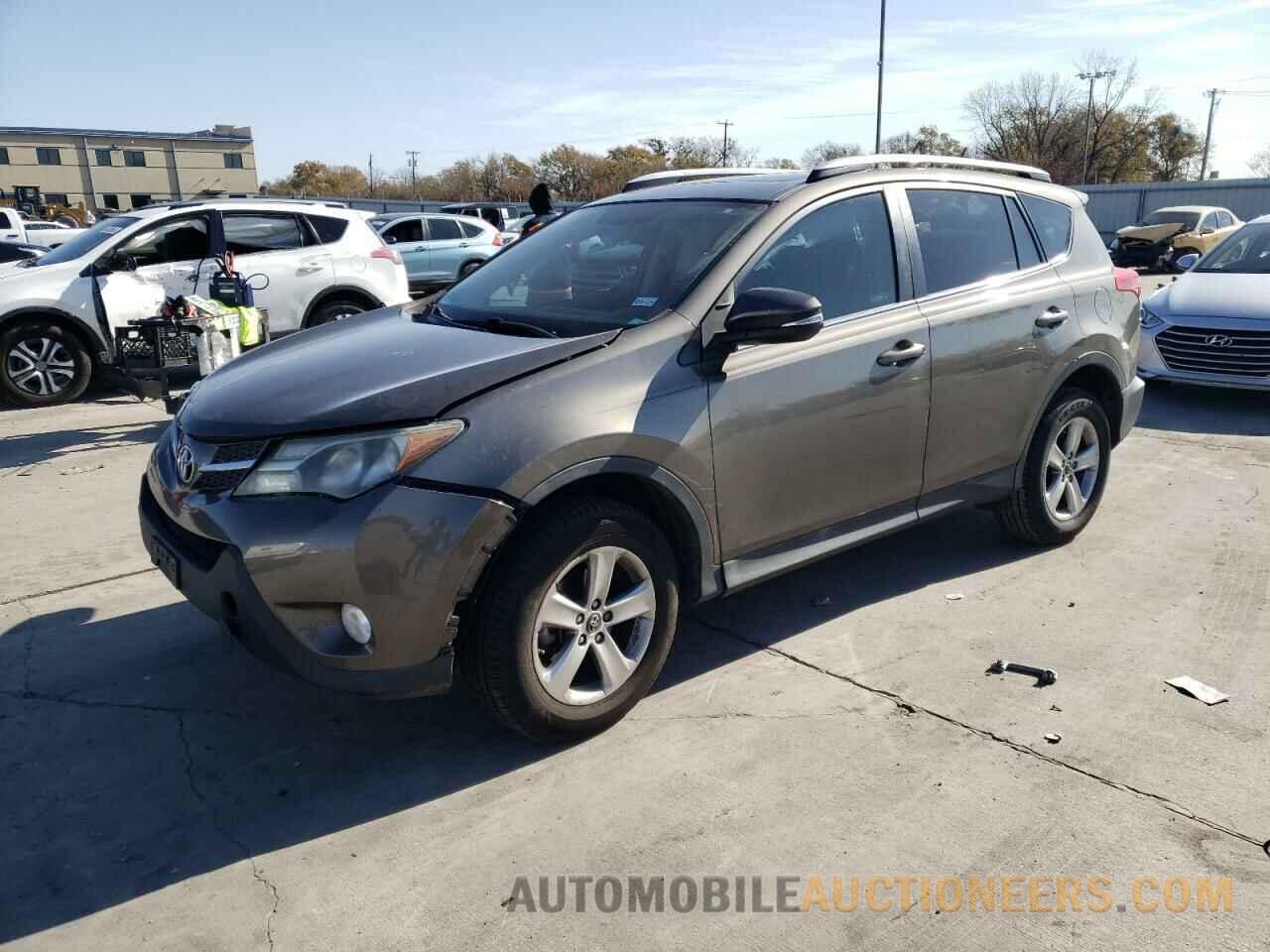 2T3WFREVXFW132205 TOYOTA RAV4 2015