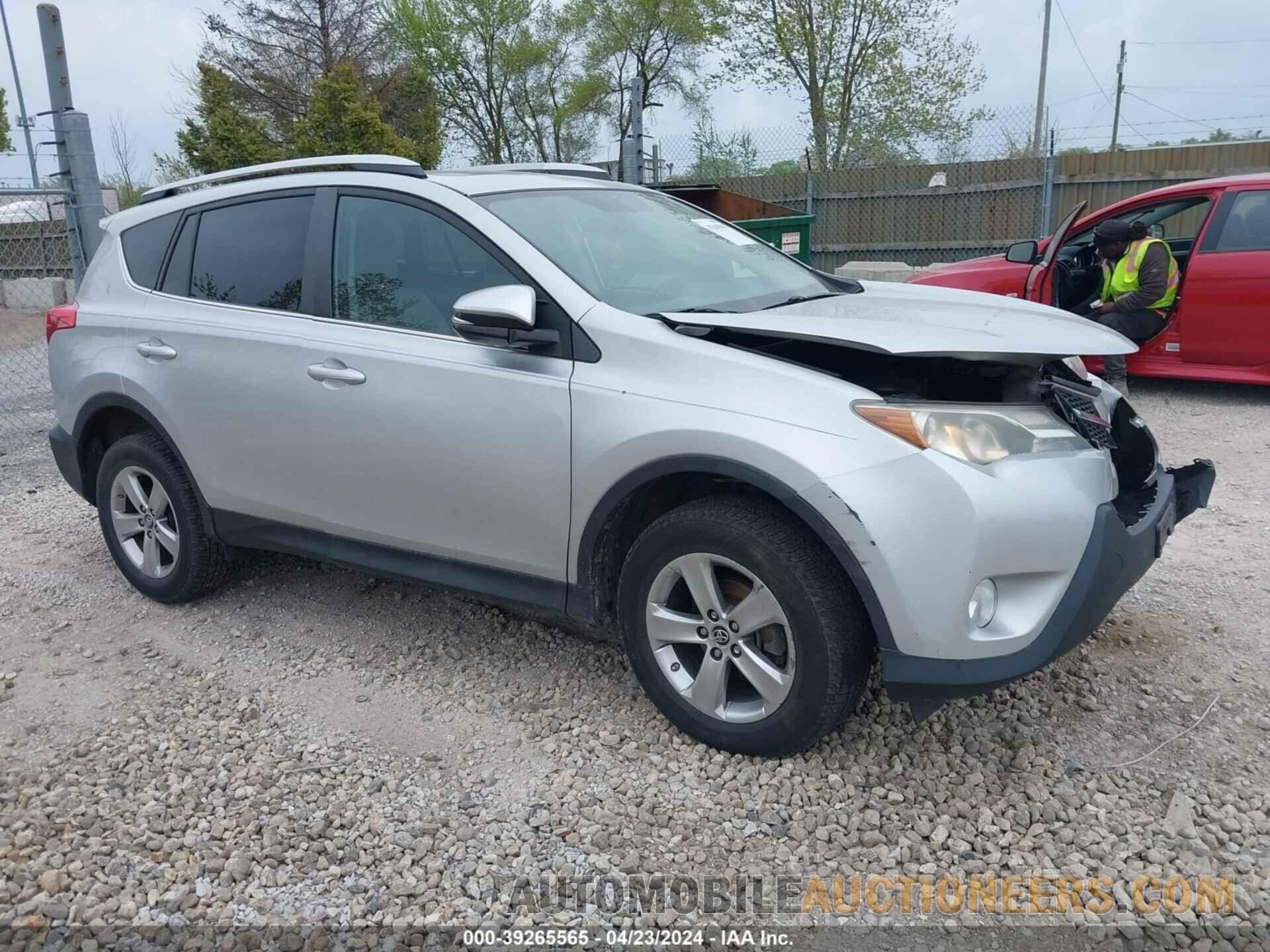 2T3WFREVXFW137677 TOYOTA RAV4 2015