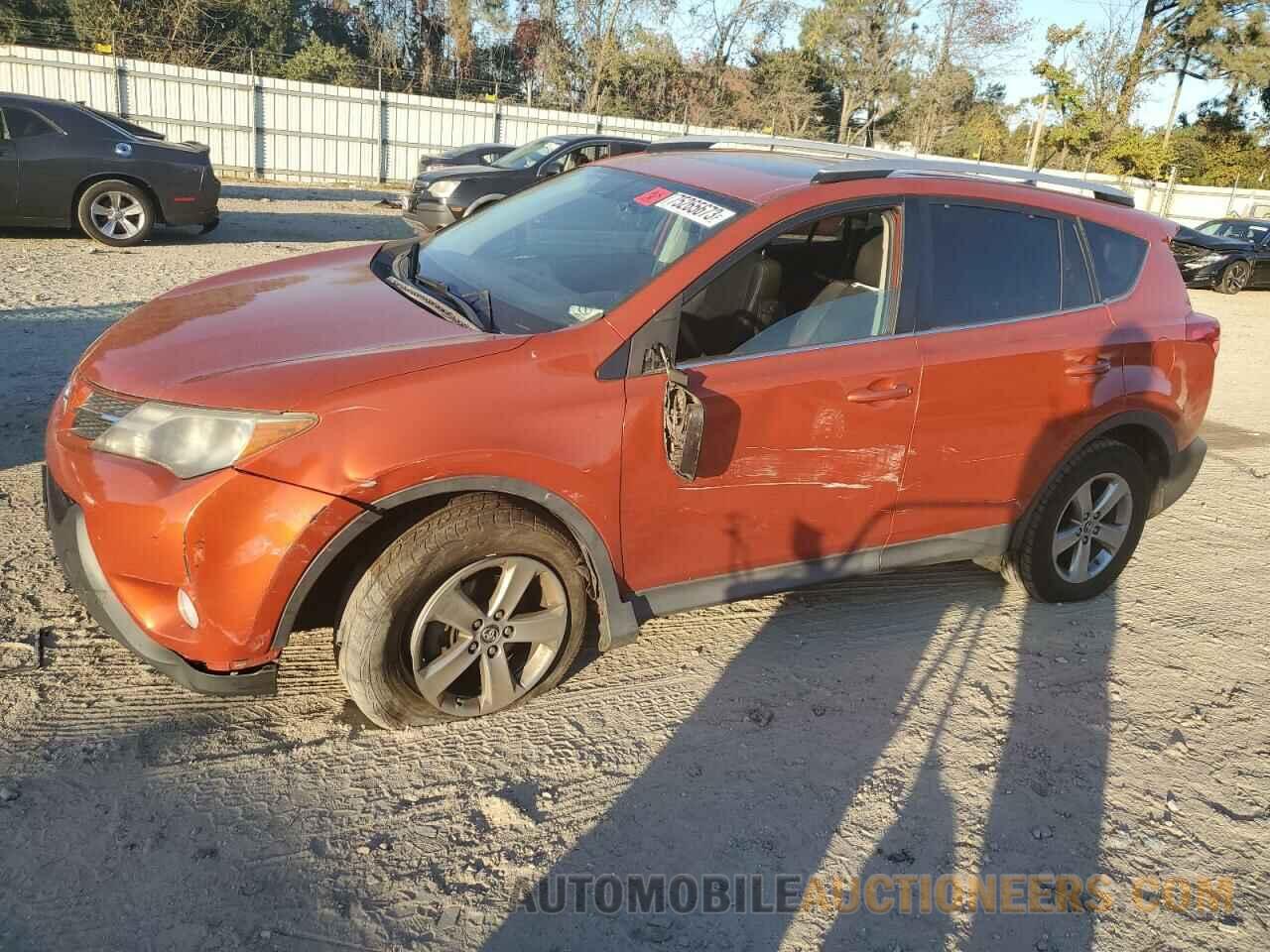 2T3WFREVXFW182828 TOYOTA RAV4 2015