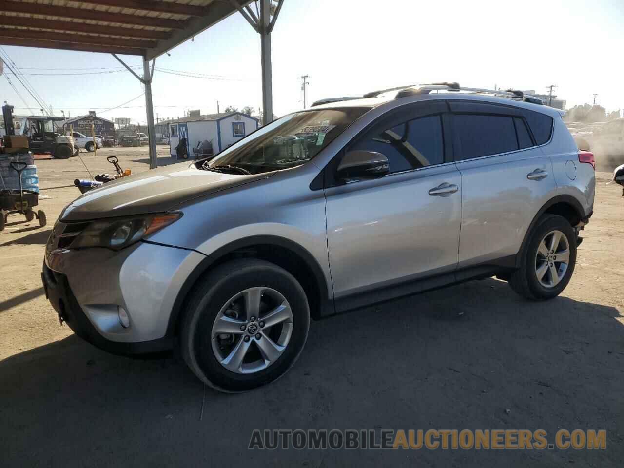 2T3WFREVXFW211406 TOYOTA RAV4 2015