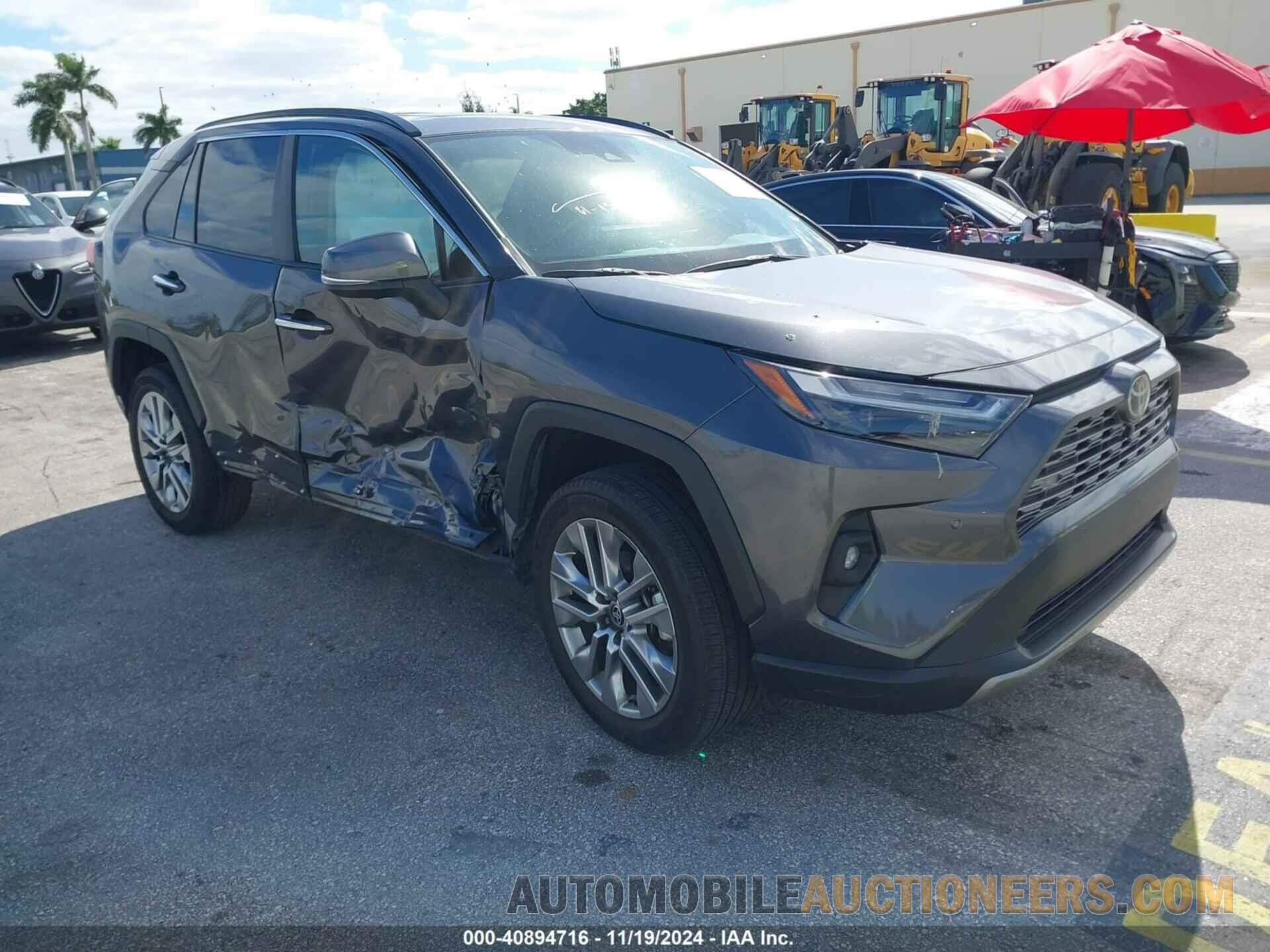 2T3Y1RFV7RC253057 TOYOTA RAV4 2024