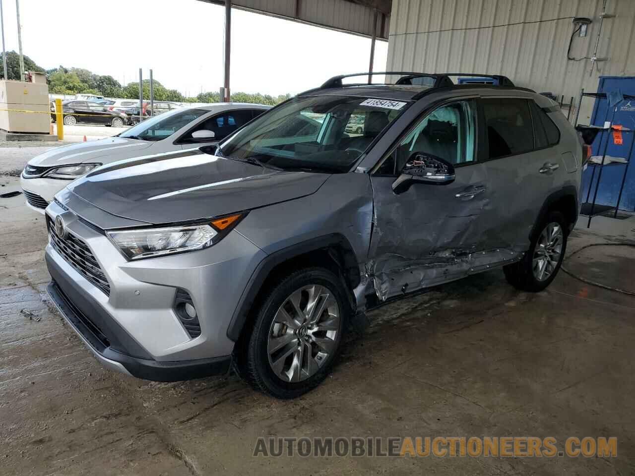 2T3Y1RFVXKC026130 TOYOTA RAV4 2019