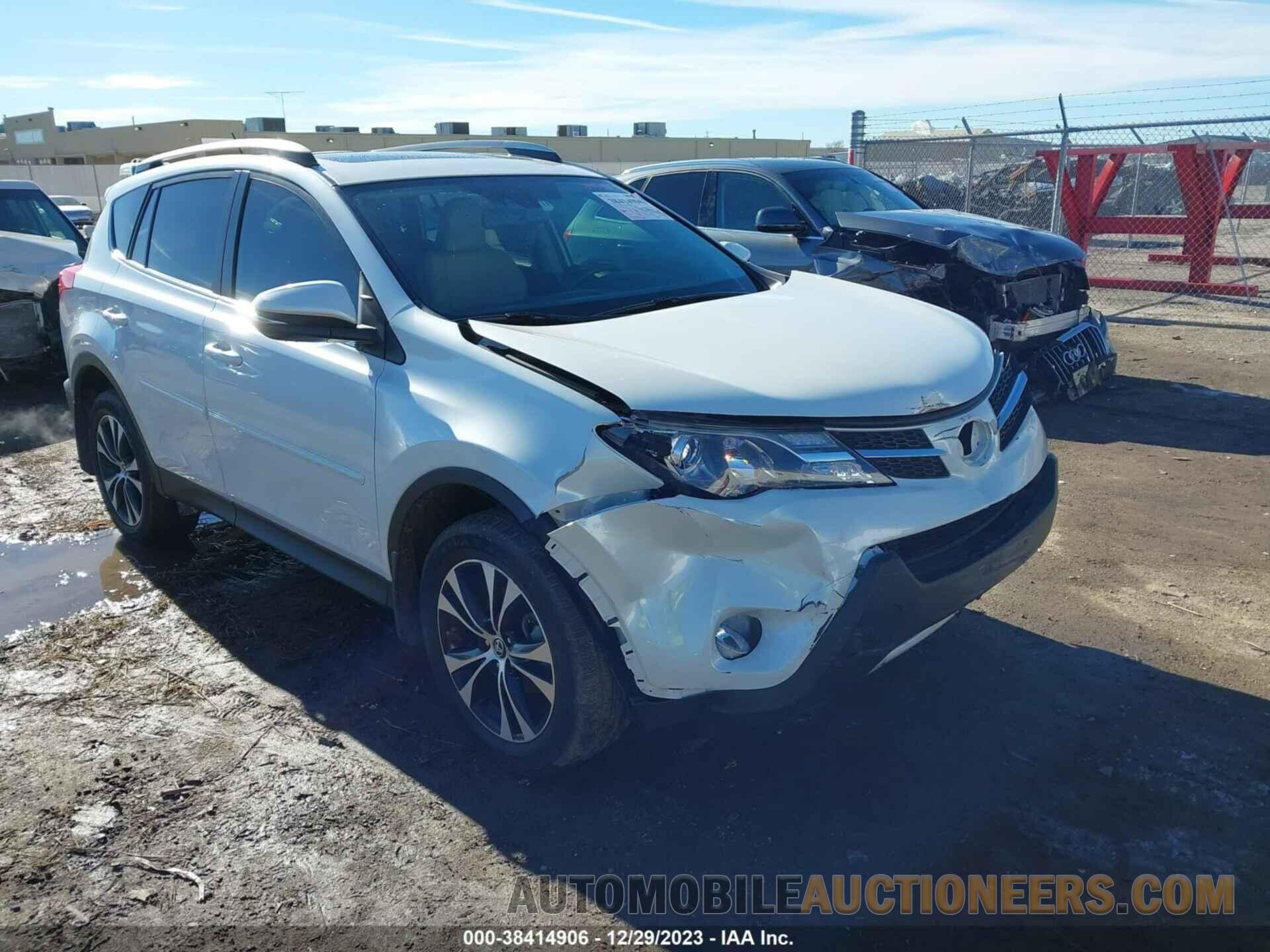 2T3YFREV7FW192158 TOYOTA RAV4 2015