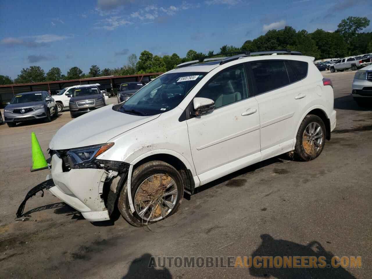 2T3YFREV7JW418871 TOYOTA RAV4 2018