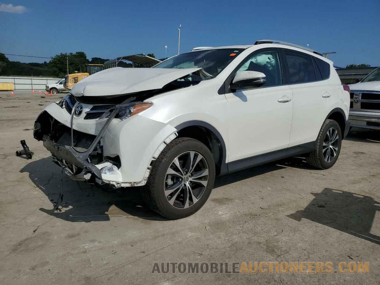 2T3YFREV8FW138903 TOYOTA RAV4 2015