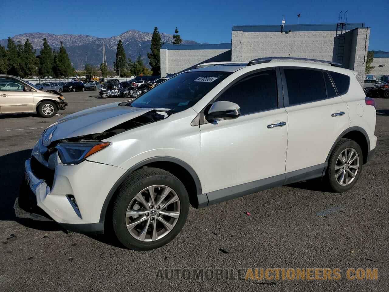 2T3YFREV9JW460295 TOYOTA RAV4 2018