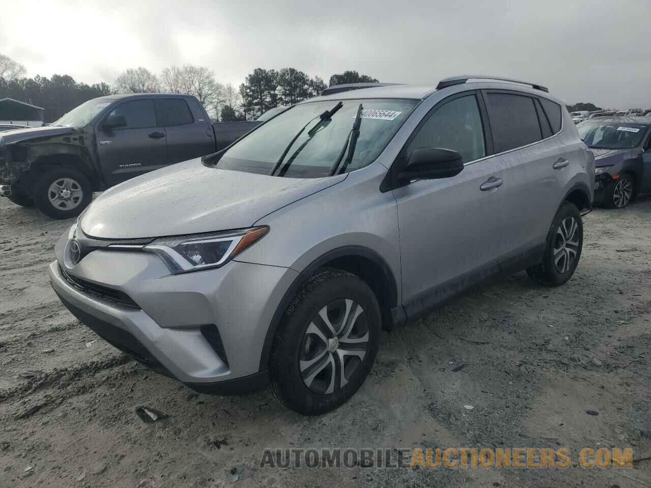 2T3ZFREV0HW347981 TOYOTA RAV4 2017