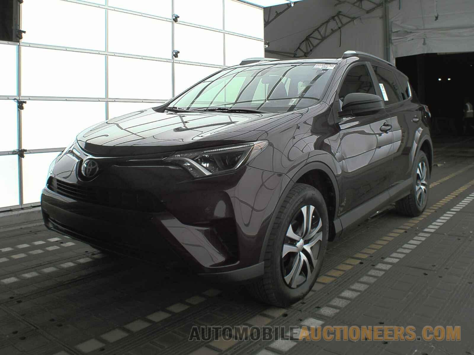 2T3ZFREV0HW352114 Toyota RAV4 2017