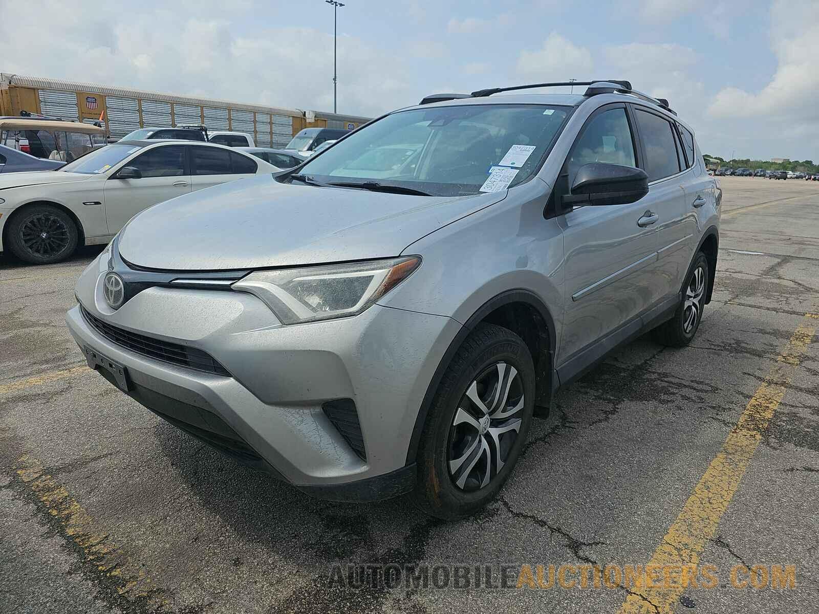 2T3ZFREV0HW357250 Toyota RAV4 2017