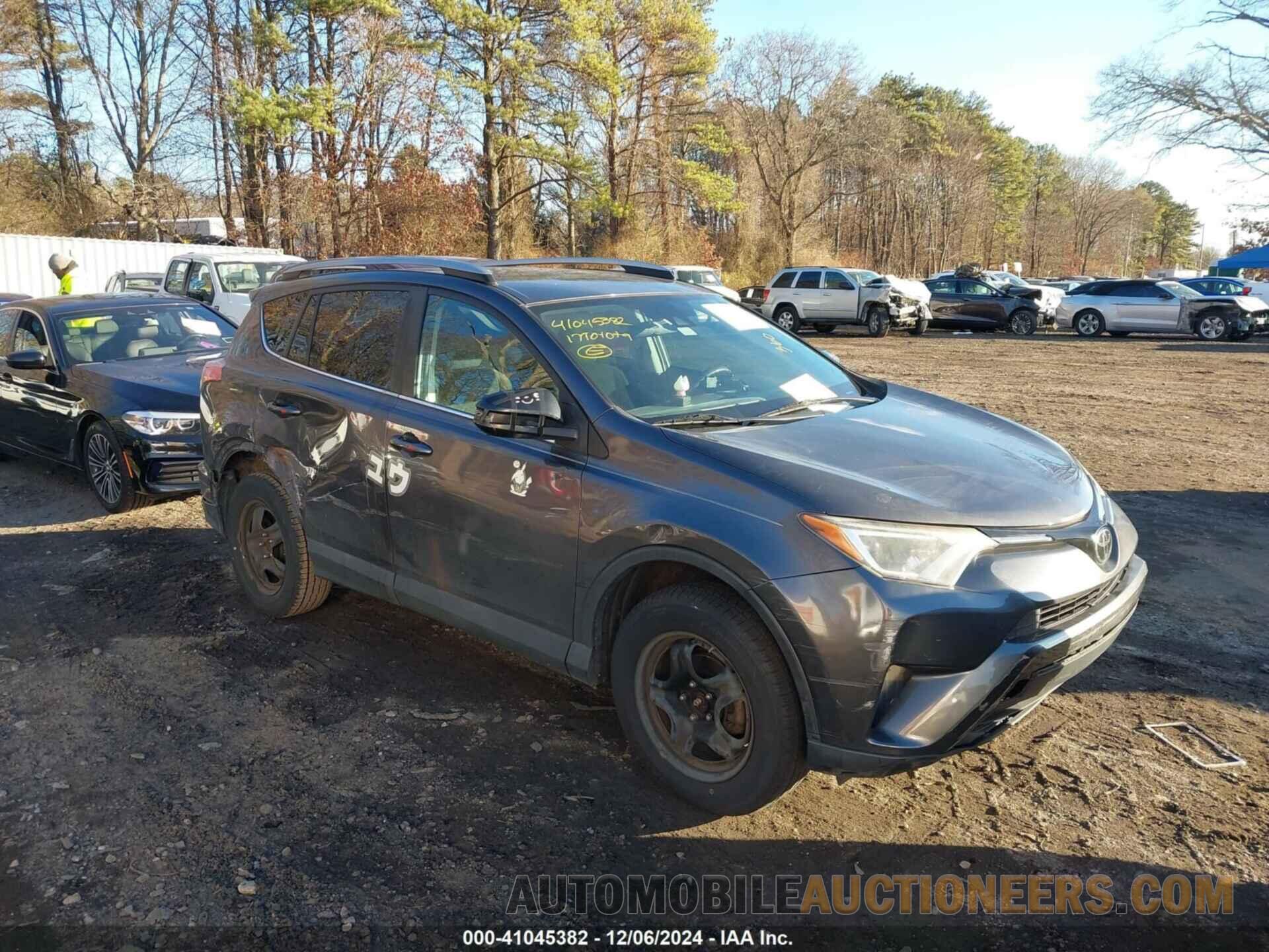 2T3ZFREV0HW369009 TOYOTA RAV4 2017