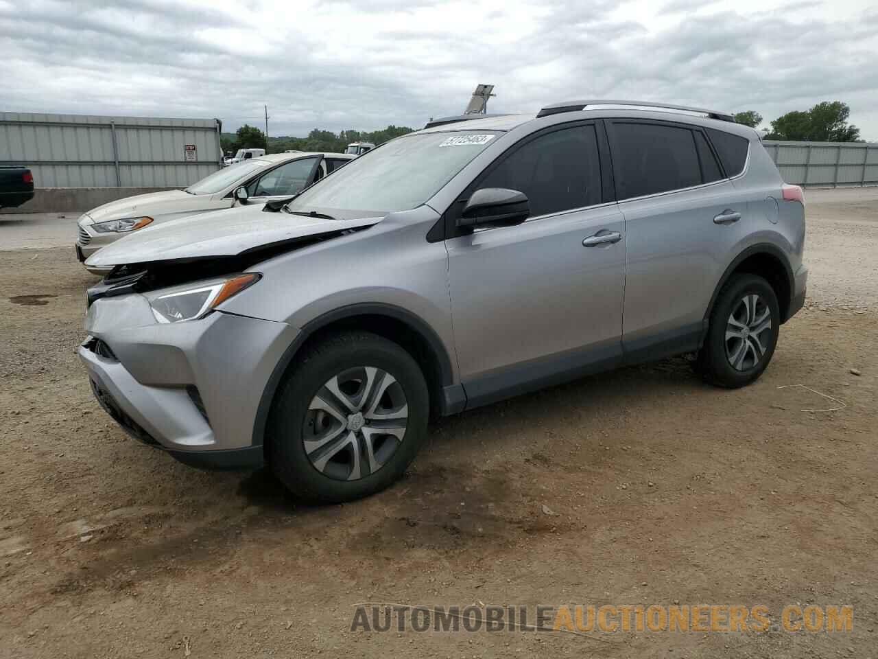 2T3ZFREV1HW365888 TOYOTA RAV4 2017