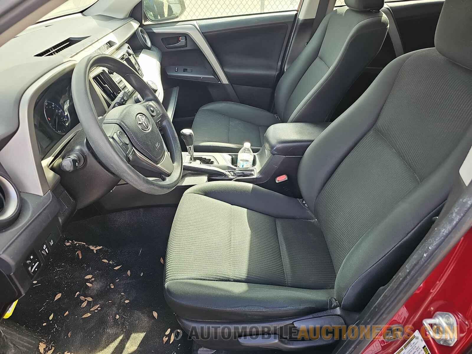 2T3ZFREV1JW422094 Toyota RAV4 2018