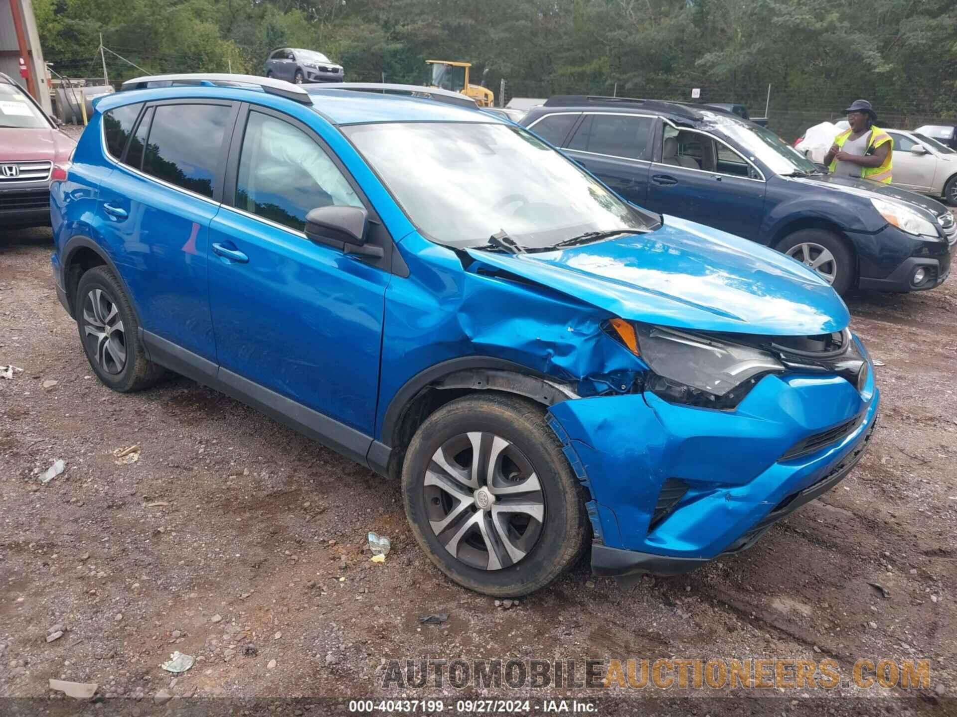 2T3ZFREV1JW465429 TOYOTA RAV4 2018