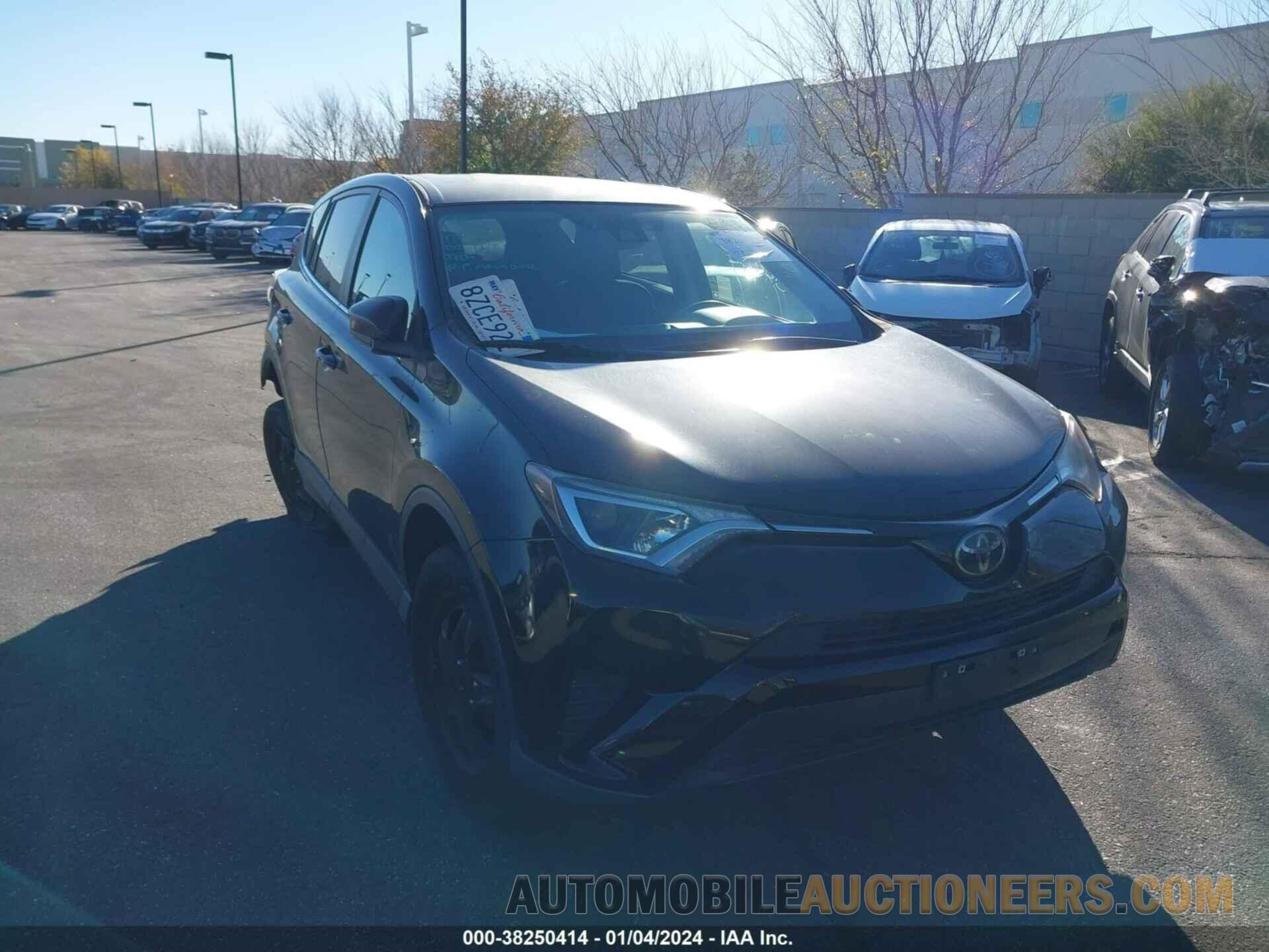 2T3ZFREV1JW469805 TOYOTA RAV4 2018