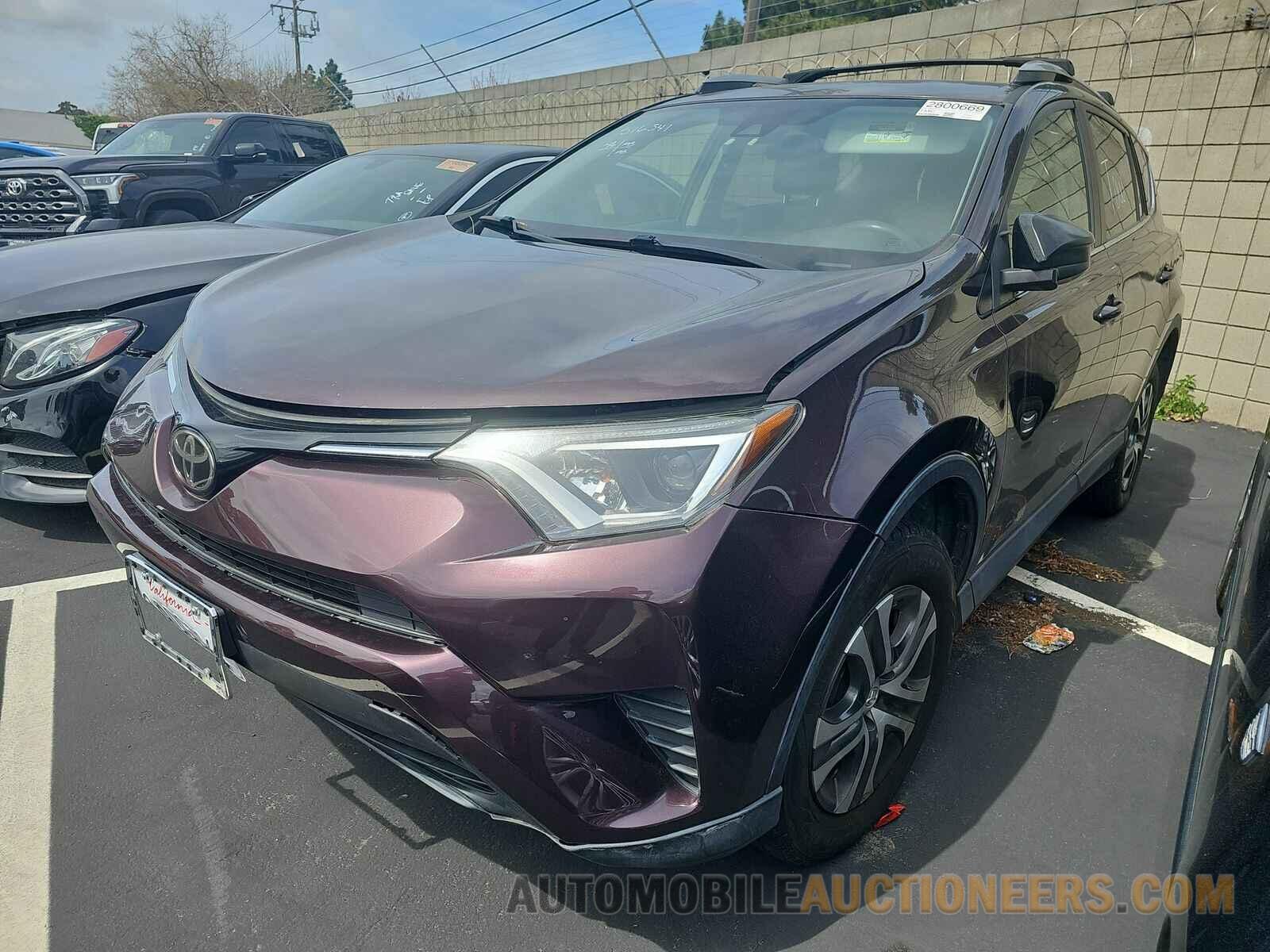 2T3ZFREV2JW516341 Toyota RAV4 2018