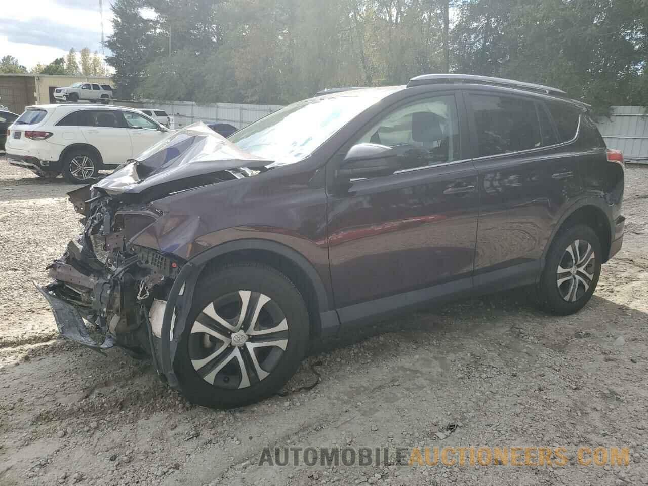 2T3ZFREV3HW335338 TOYOTA RAV4 2017