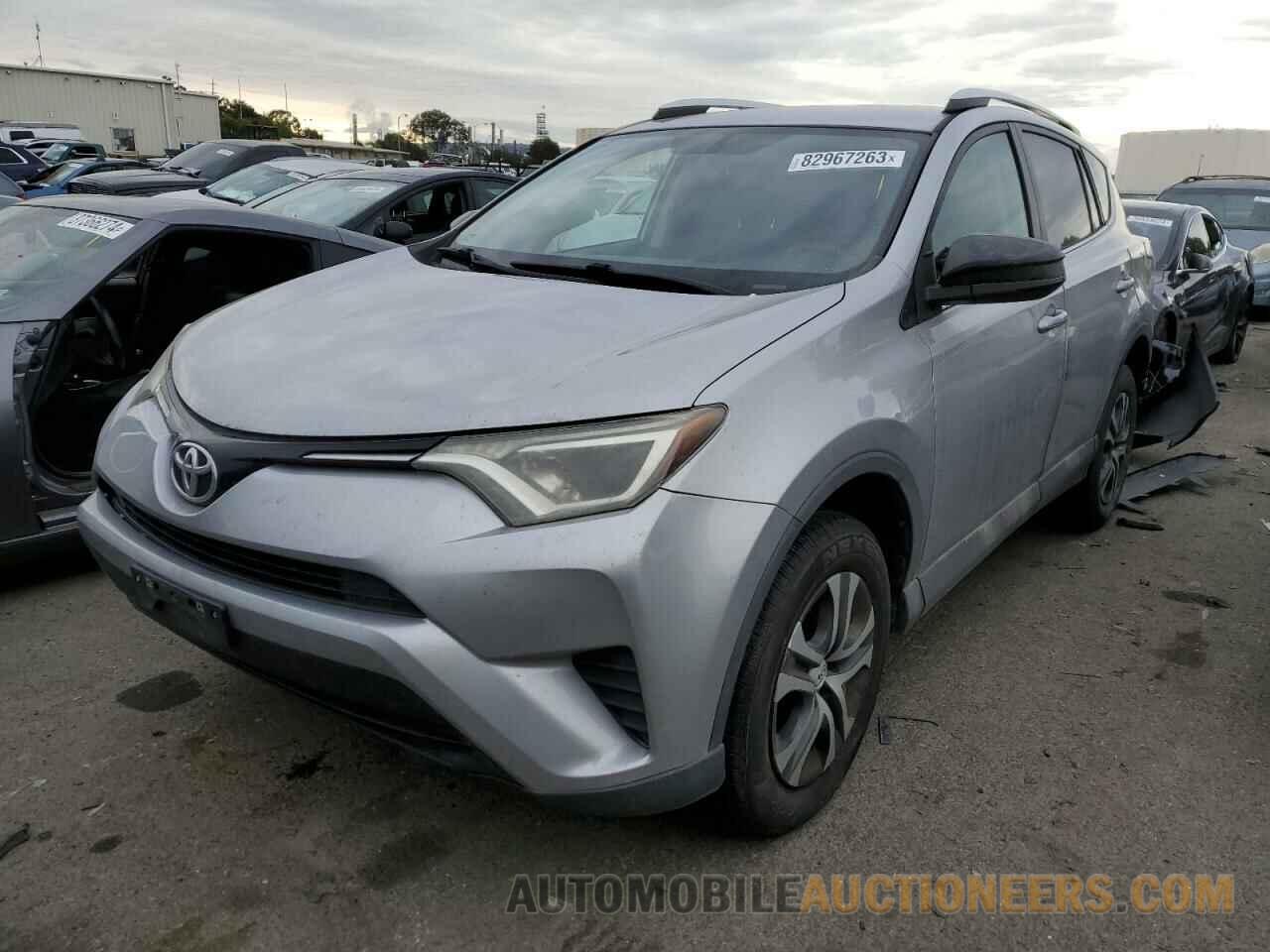 2T3ZFREV4GW272720 TOYOTA RAV4 2016