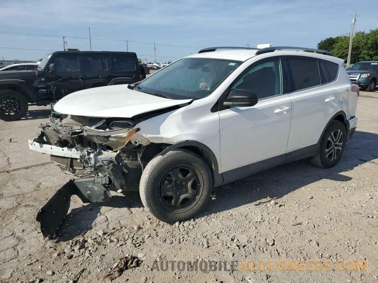 2T3ZFREV4HW326776 TOYOTA RAV4 2017