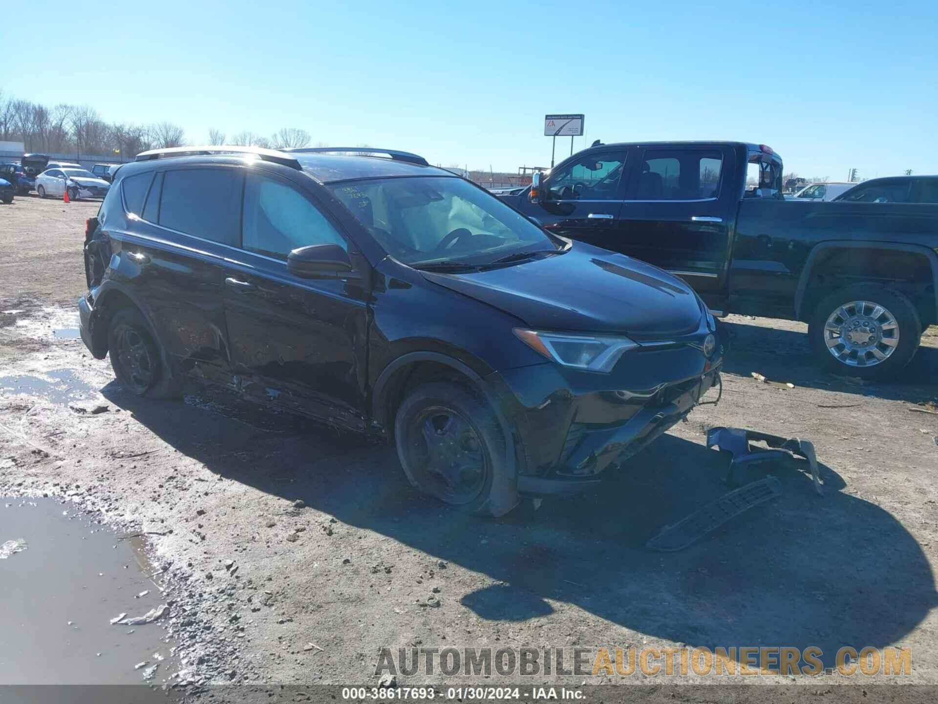 2T3ZFREV4HW327605 TOYOTA RAV4 2017