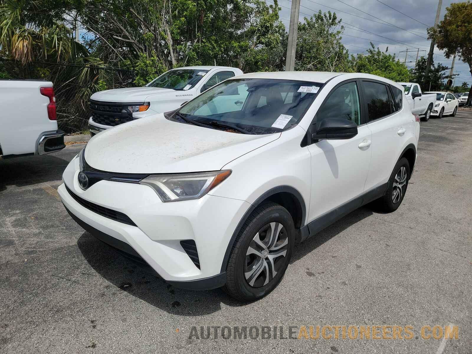 2T3ZFREV4JW455784 Toyota RAV4 2018