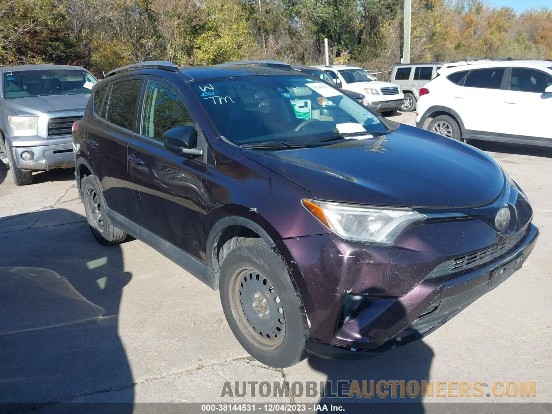 2T3ZFREV5HW375288 TOYOTA RAV4 2017