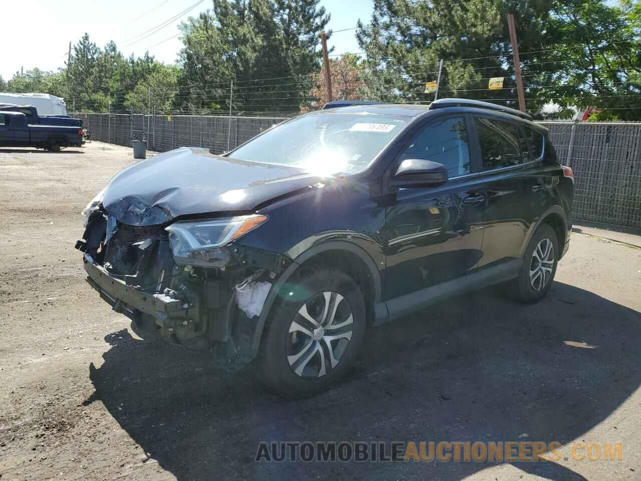 2T3ZFREV6HW328979 TOYOTA RAV4 2017