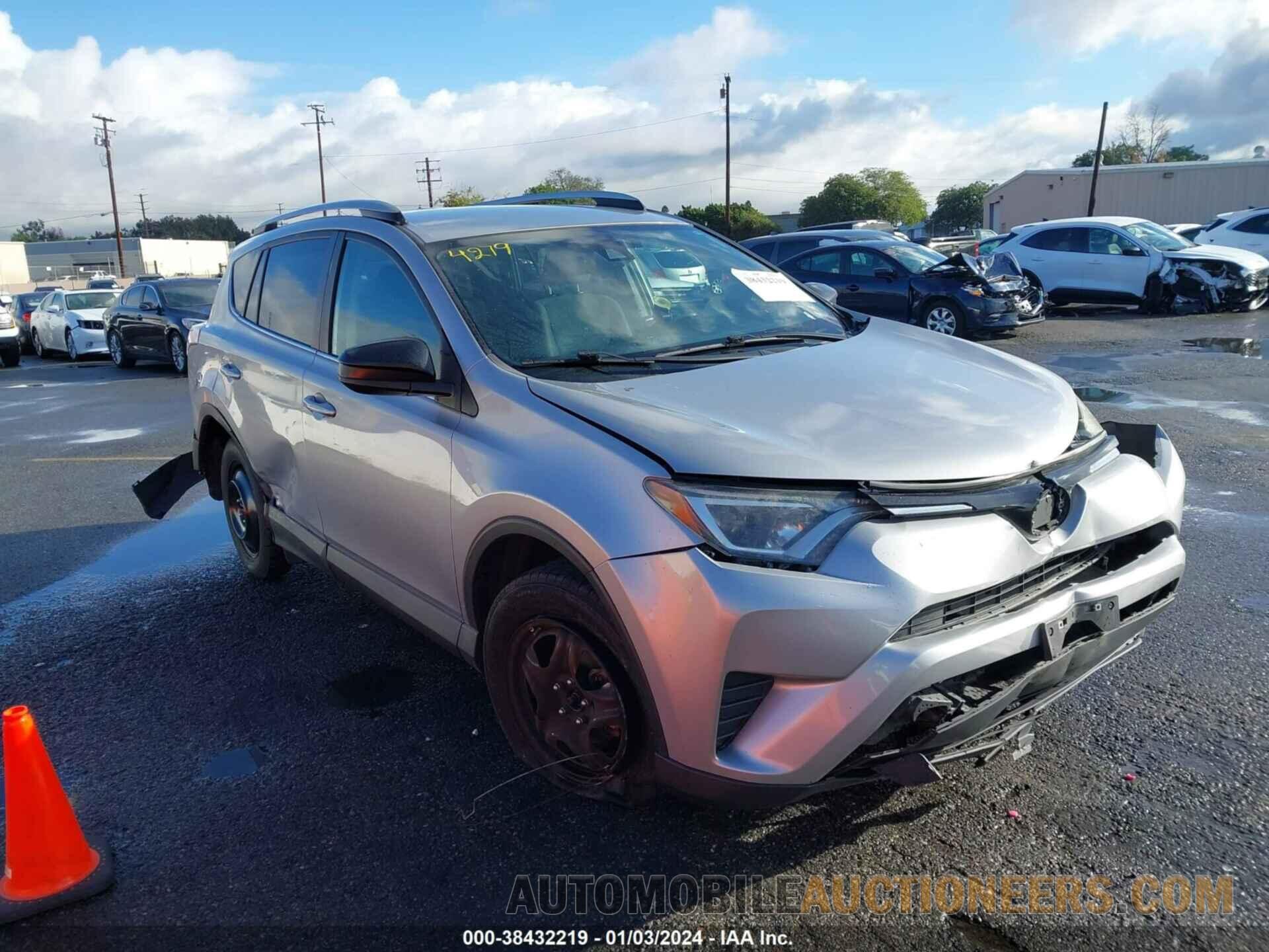 2T3ZFREV6HW360315 TOYOTA RAV4 2017