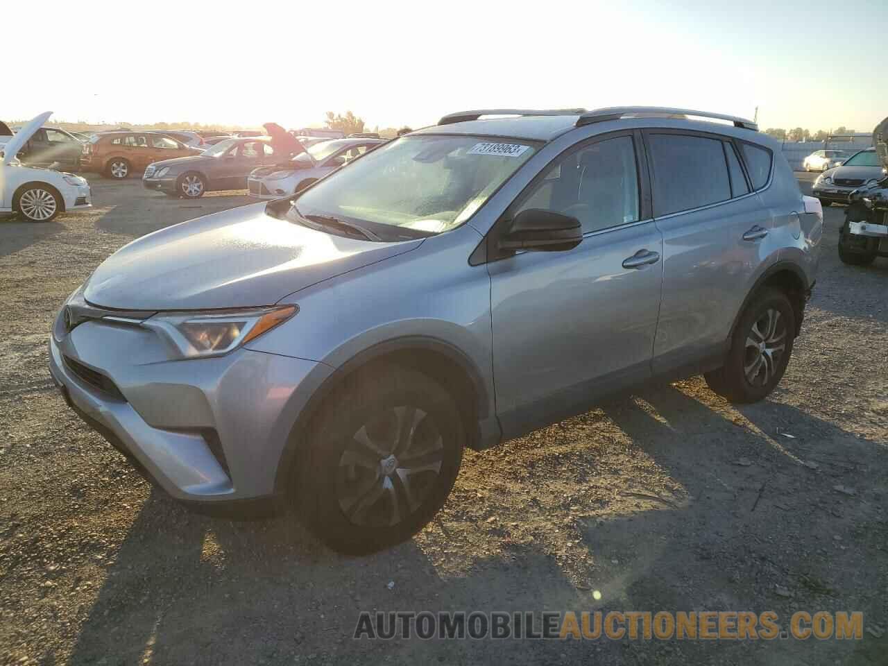 2T3ZFREV7HW334631 TOYOTA RAV4 2017