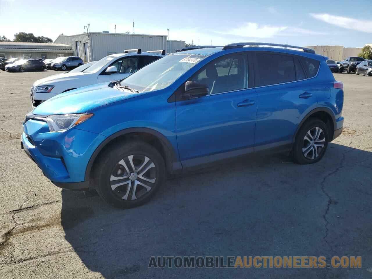 2T3ZFREV7HW349565 TOYOTA RAV4 2017