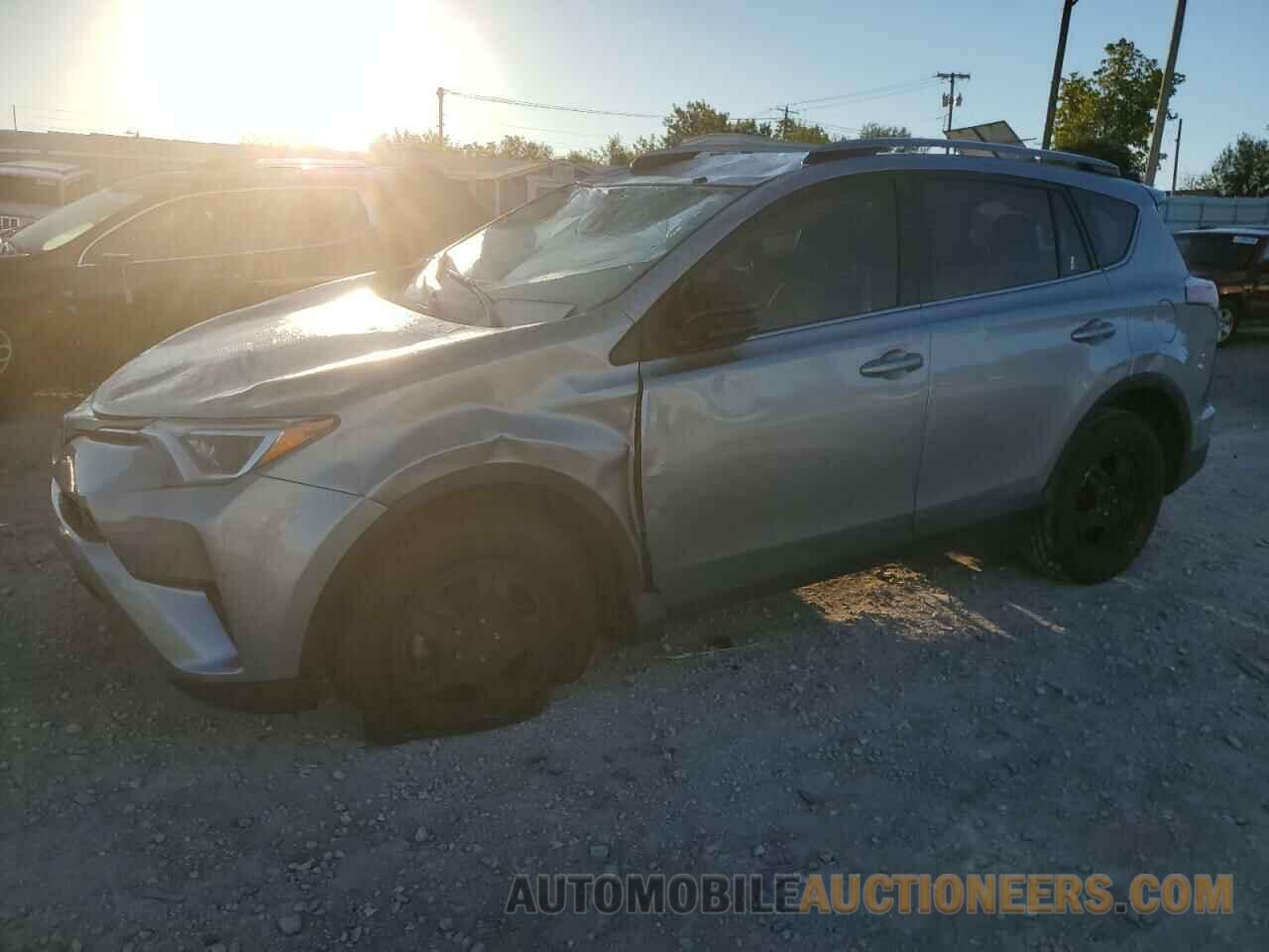 2T3ZFREV7HW355348 TOYOTA RAV4 2017