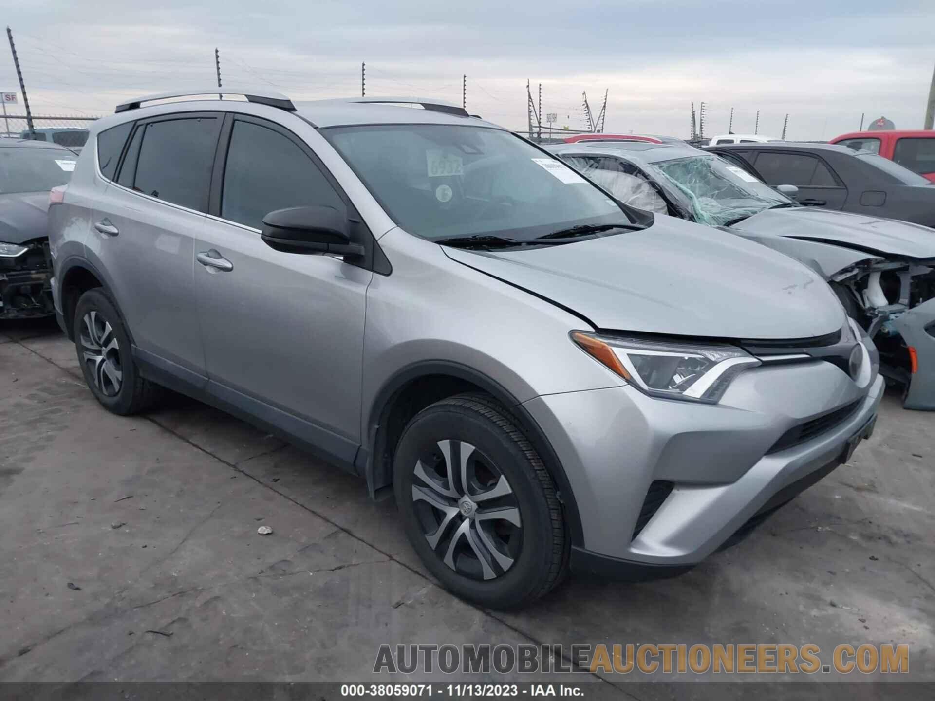 2T3ZFREV8HW331172 TOYOTA RAV4 2017