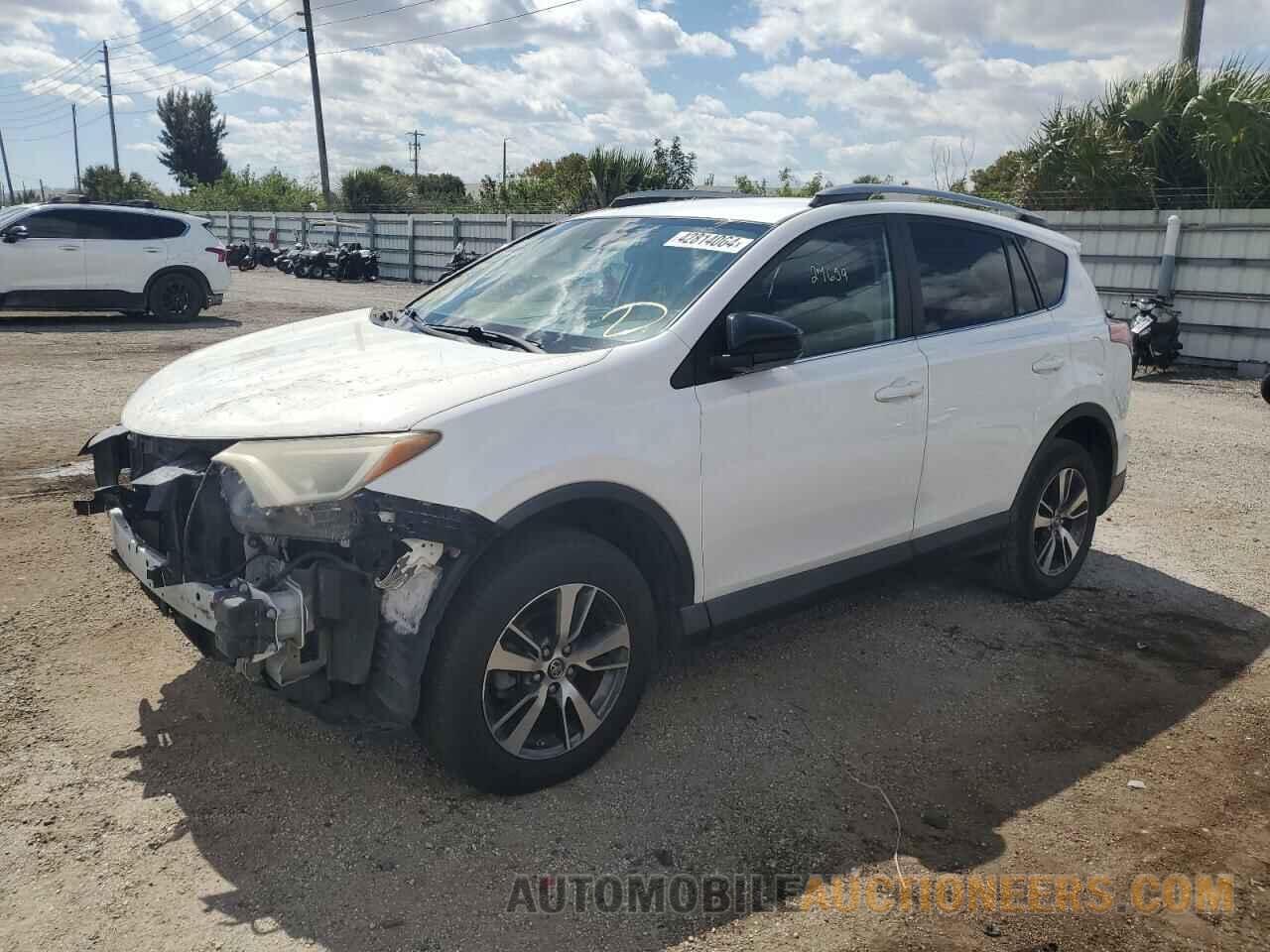 2T3ZFREV8HW347954 TOYOTA RAV4 2017