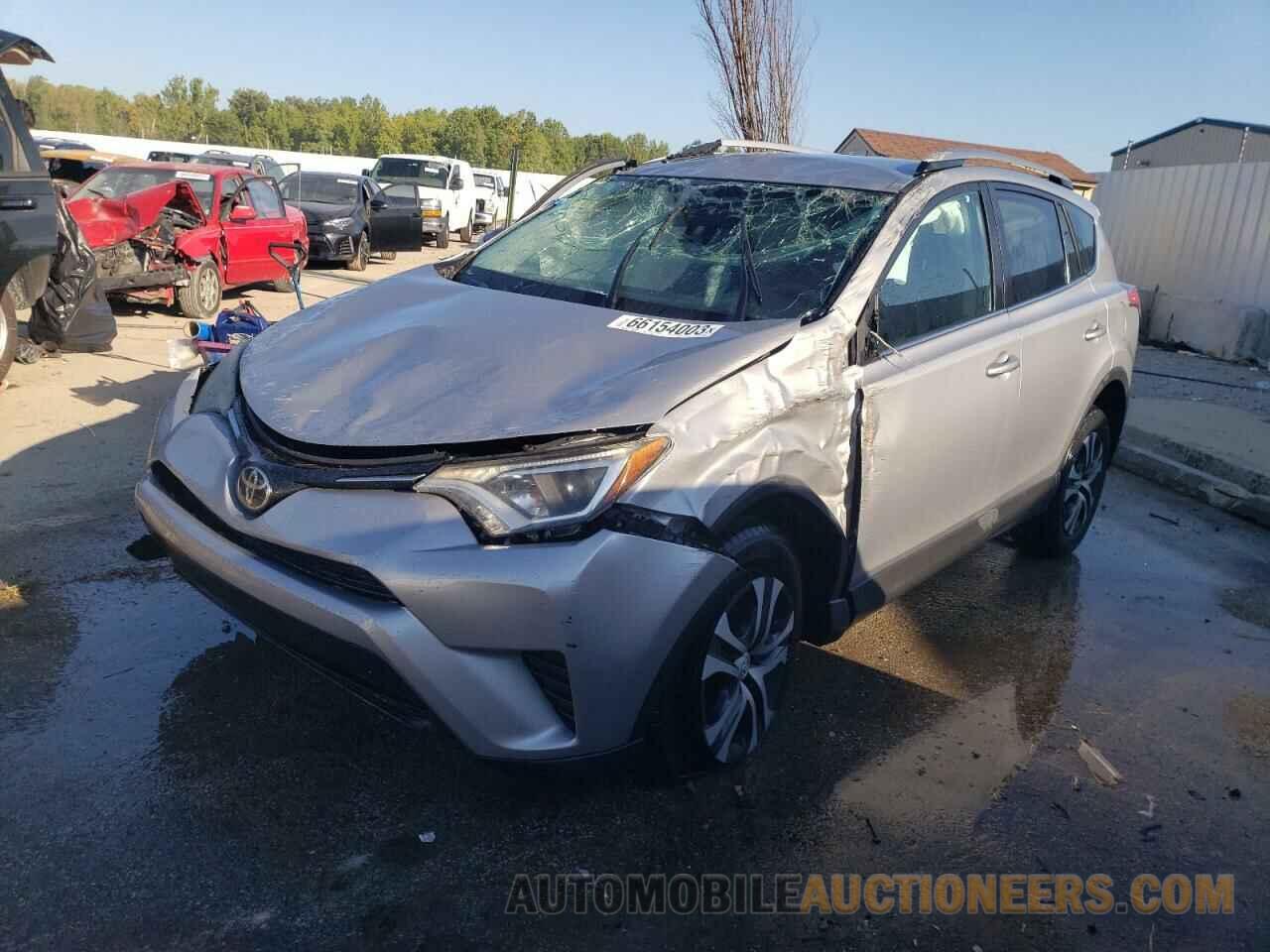 2T3ZFREV8HW348909 TOYOTA RAV4 2017