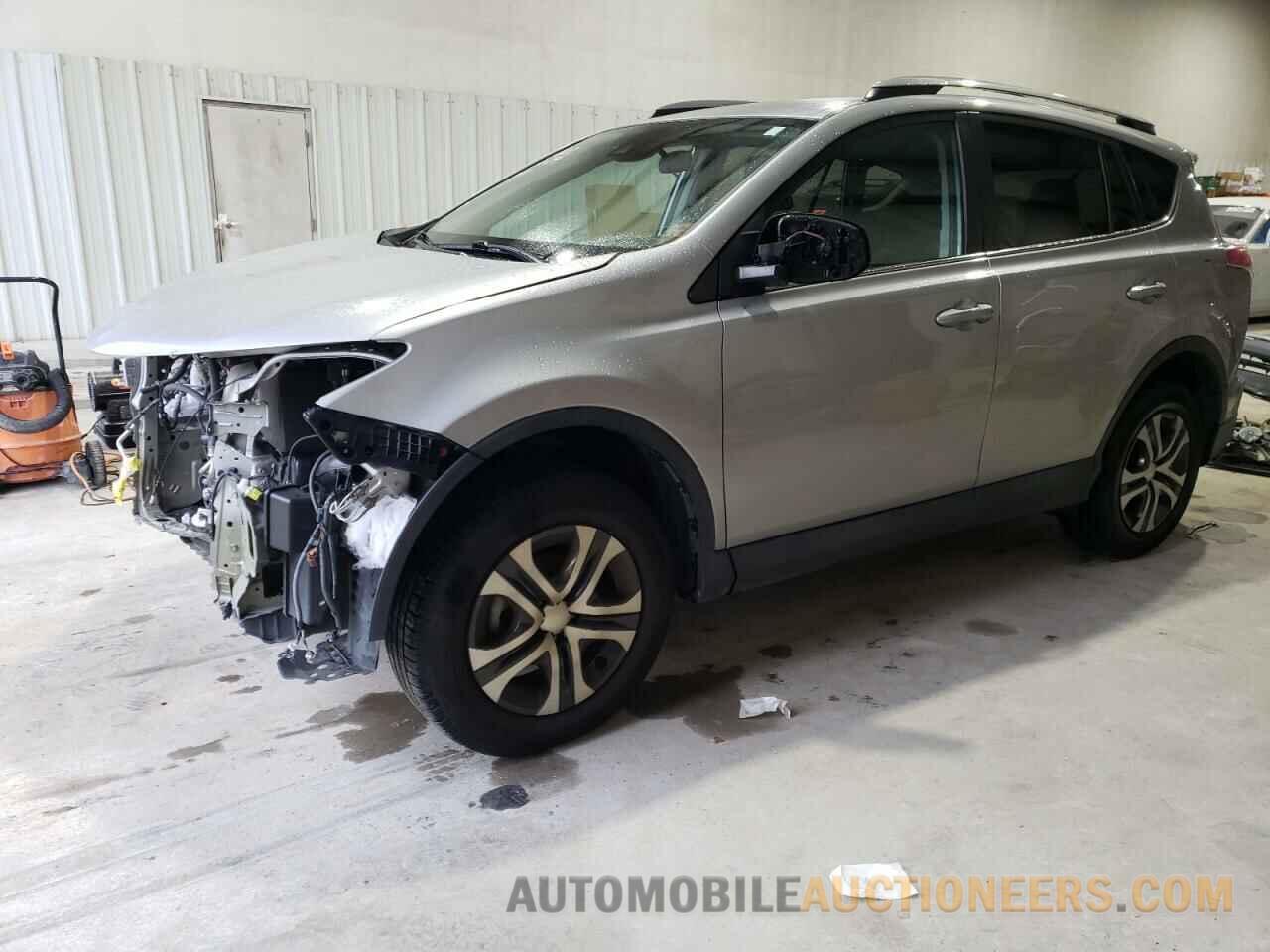 2T3ZFREV8HW356587 TOYOTA RAV4 2017