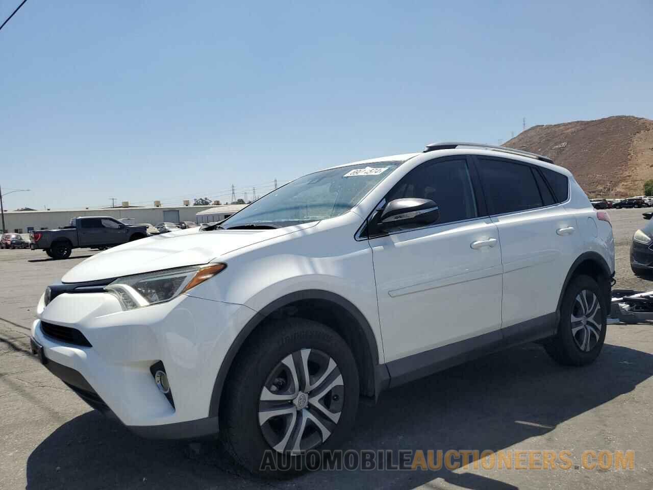 2T3ZFREV8HW384146 TOYOTA RAV4 2017