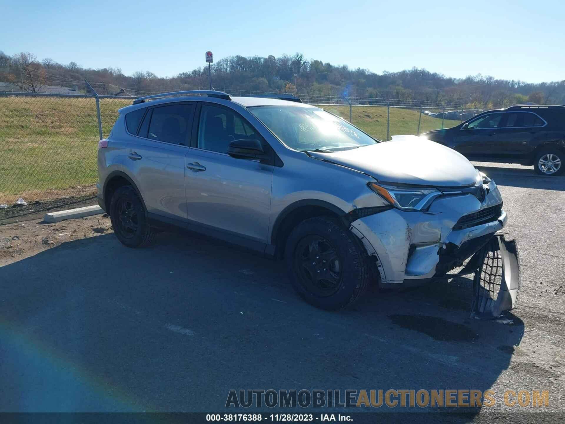 2T3ZFREV9HW355240 TOYOTA RAV4 2017